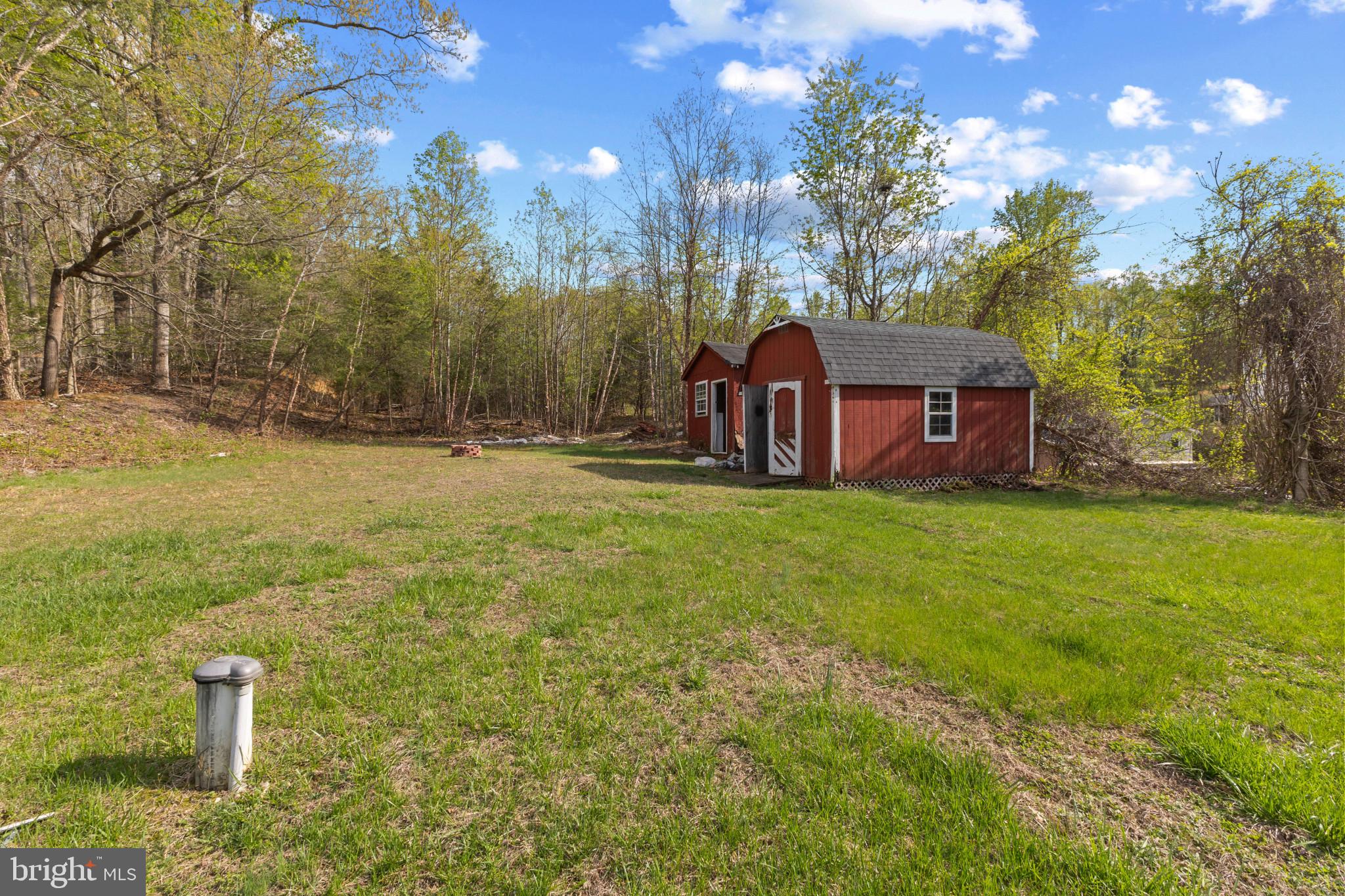 EDGE HILL - Residential