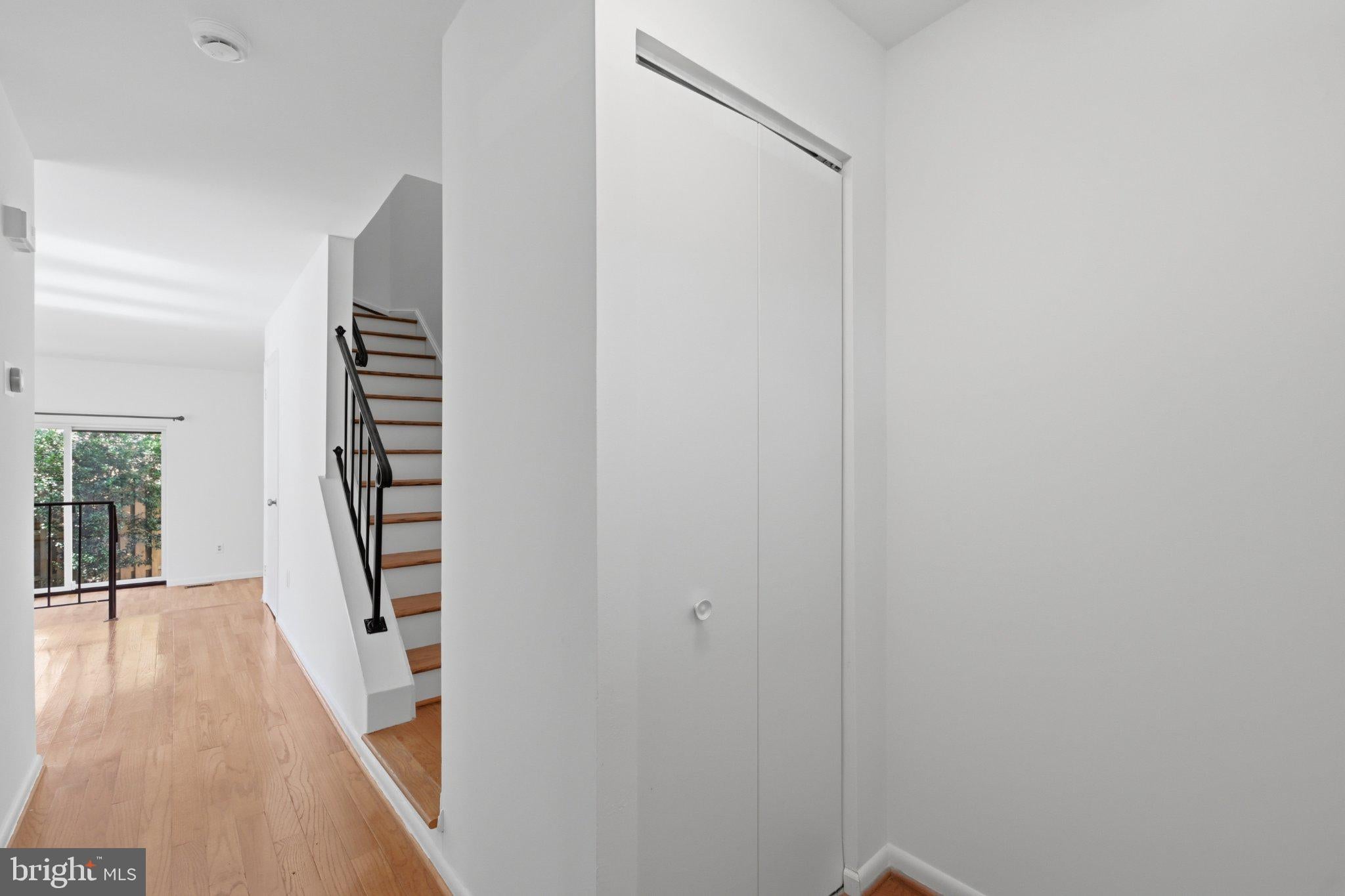 521 BRUMMEL COURT NW 521