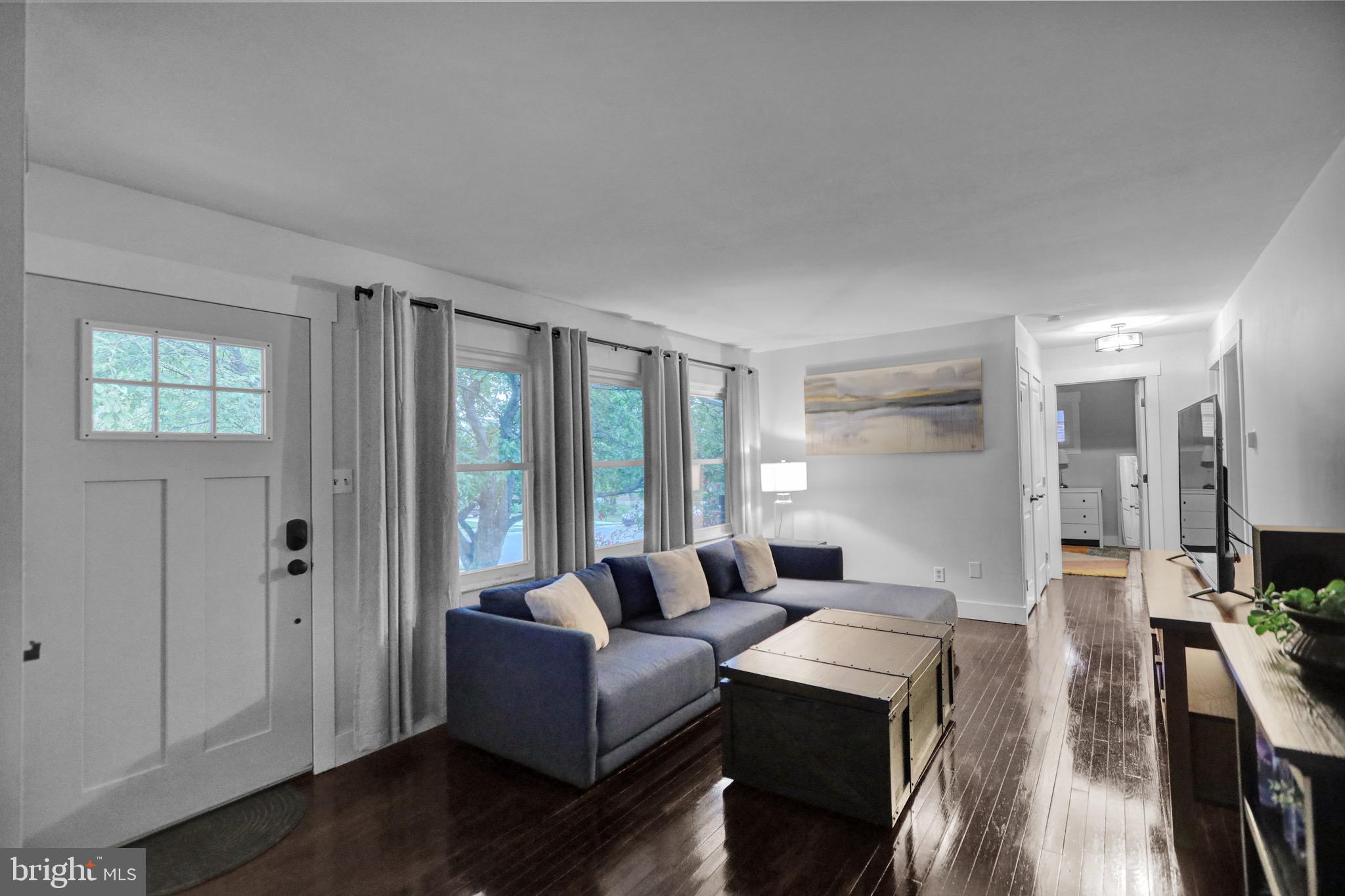 LINCOLN PARK - Residential