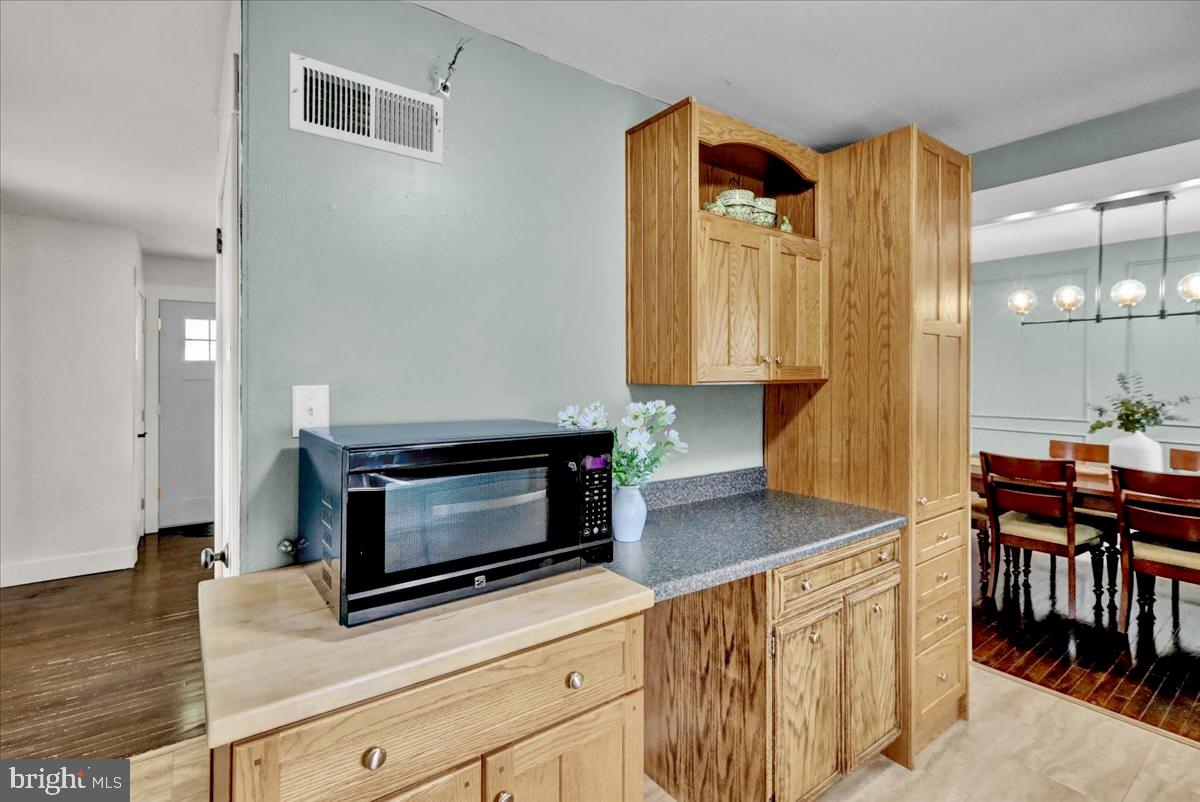 LINCOLN PARK - Residential