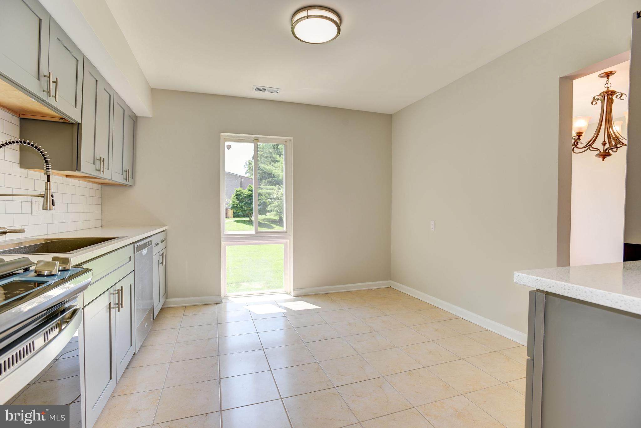 VILLAGE OF WILDE LAKE - Residential