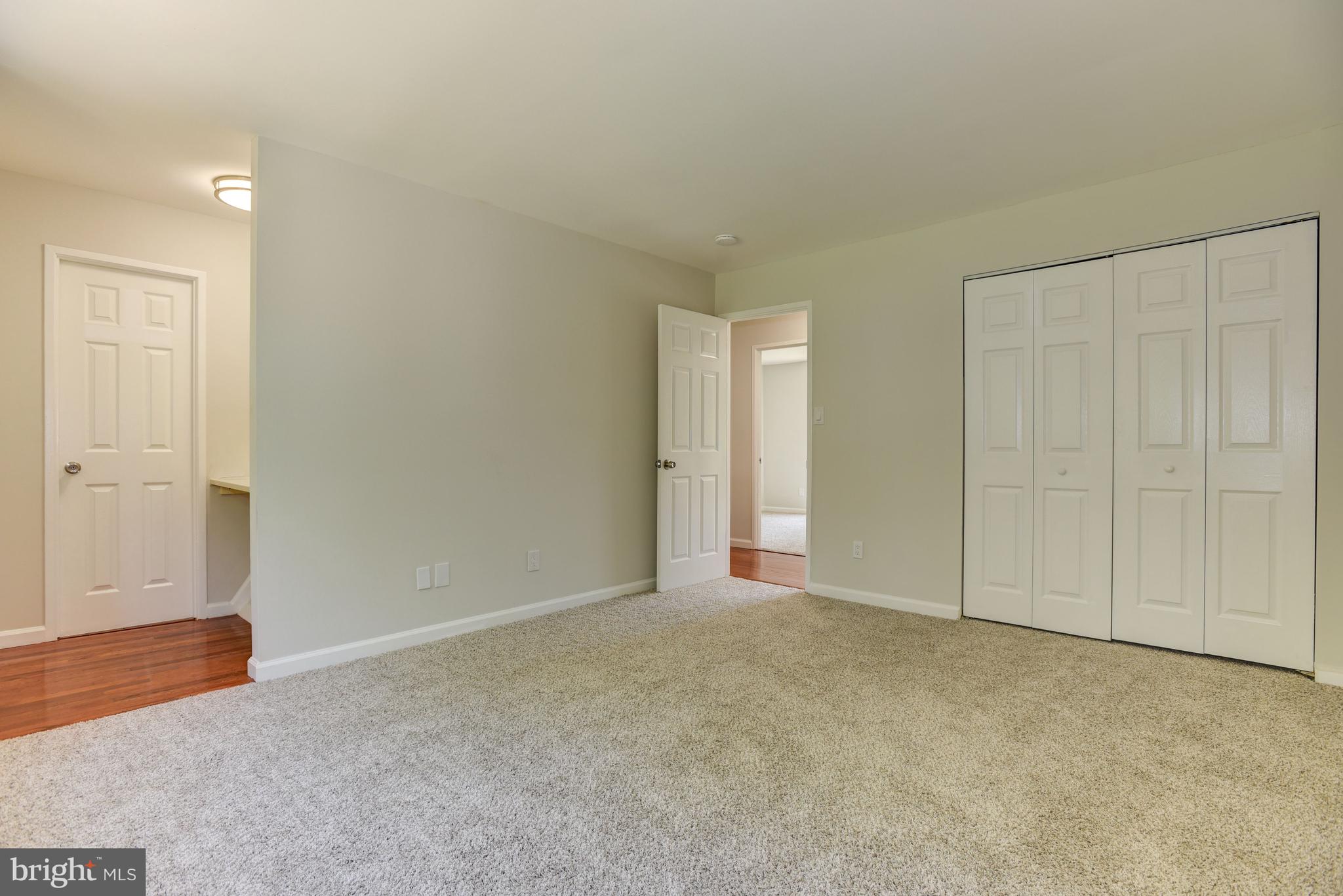 VILLAGE OF WILDE LAKE - Residential