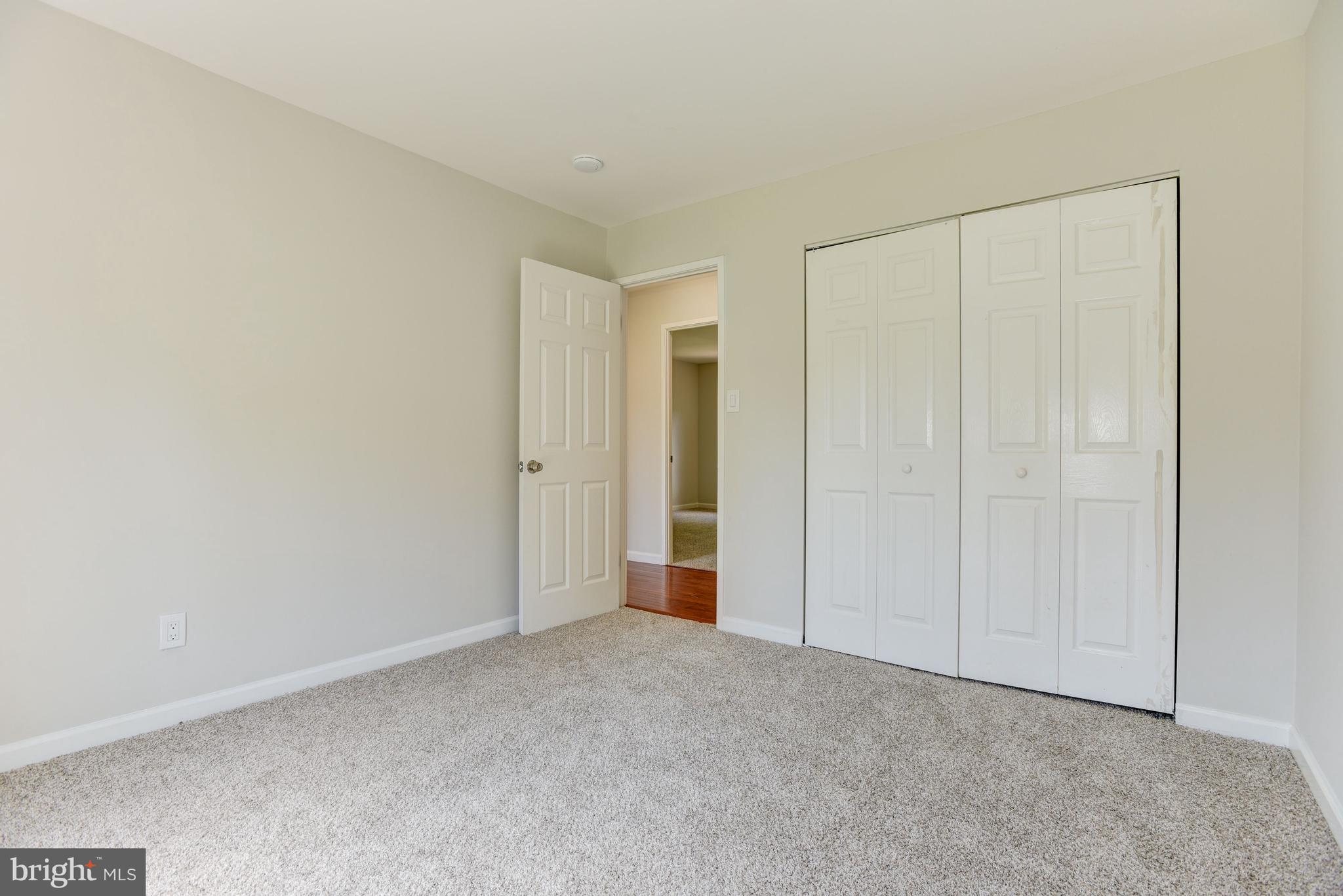 VILLAGE OF WILDE LAKE - Residential