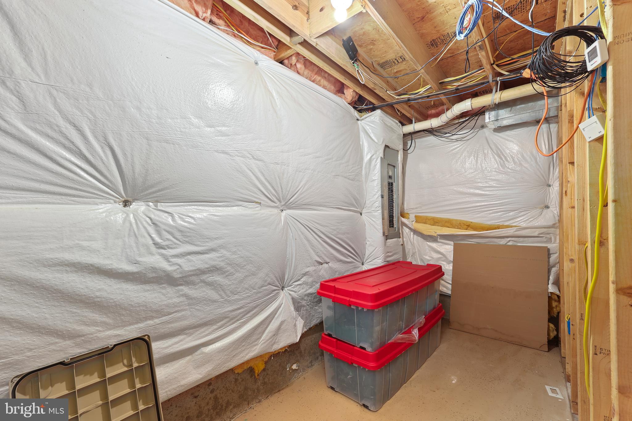 LAKE WILDERNESS - Residential