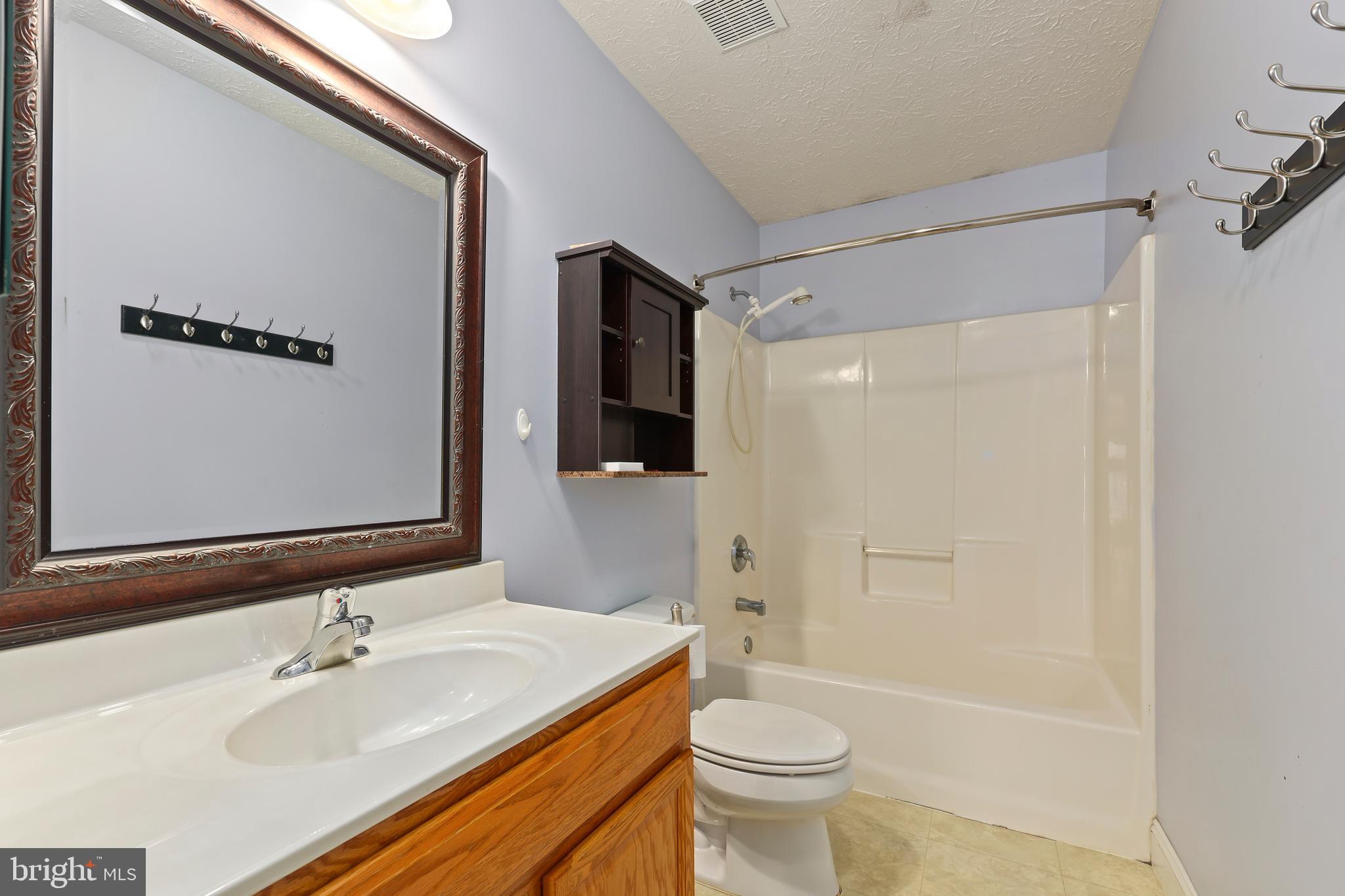 LAKE WILDERNESS - Residential