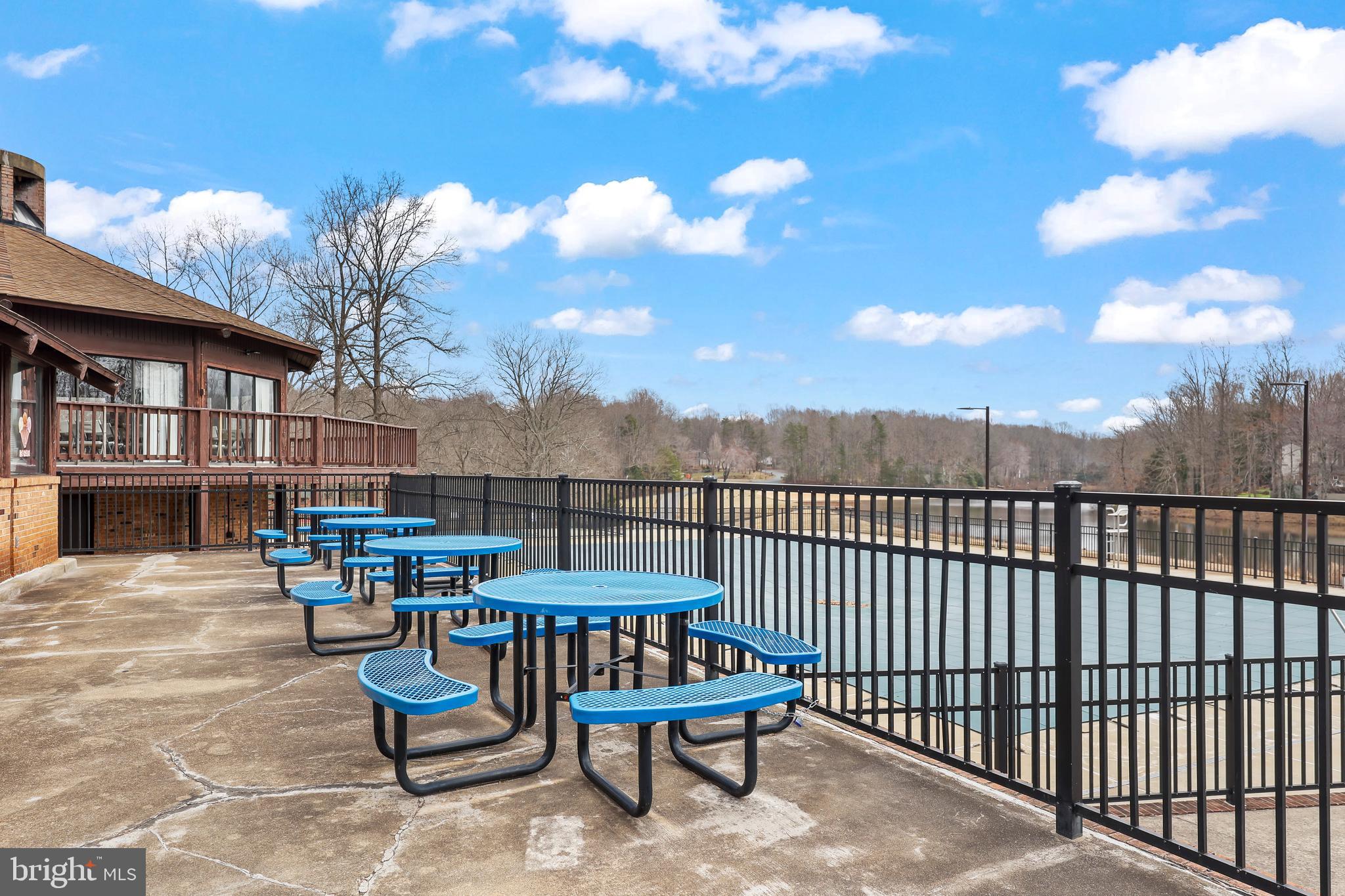 LAKE WILDERNESS - Residential