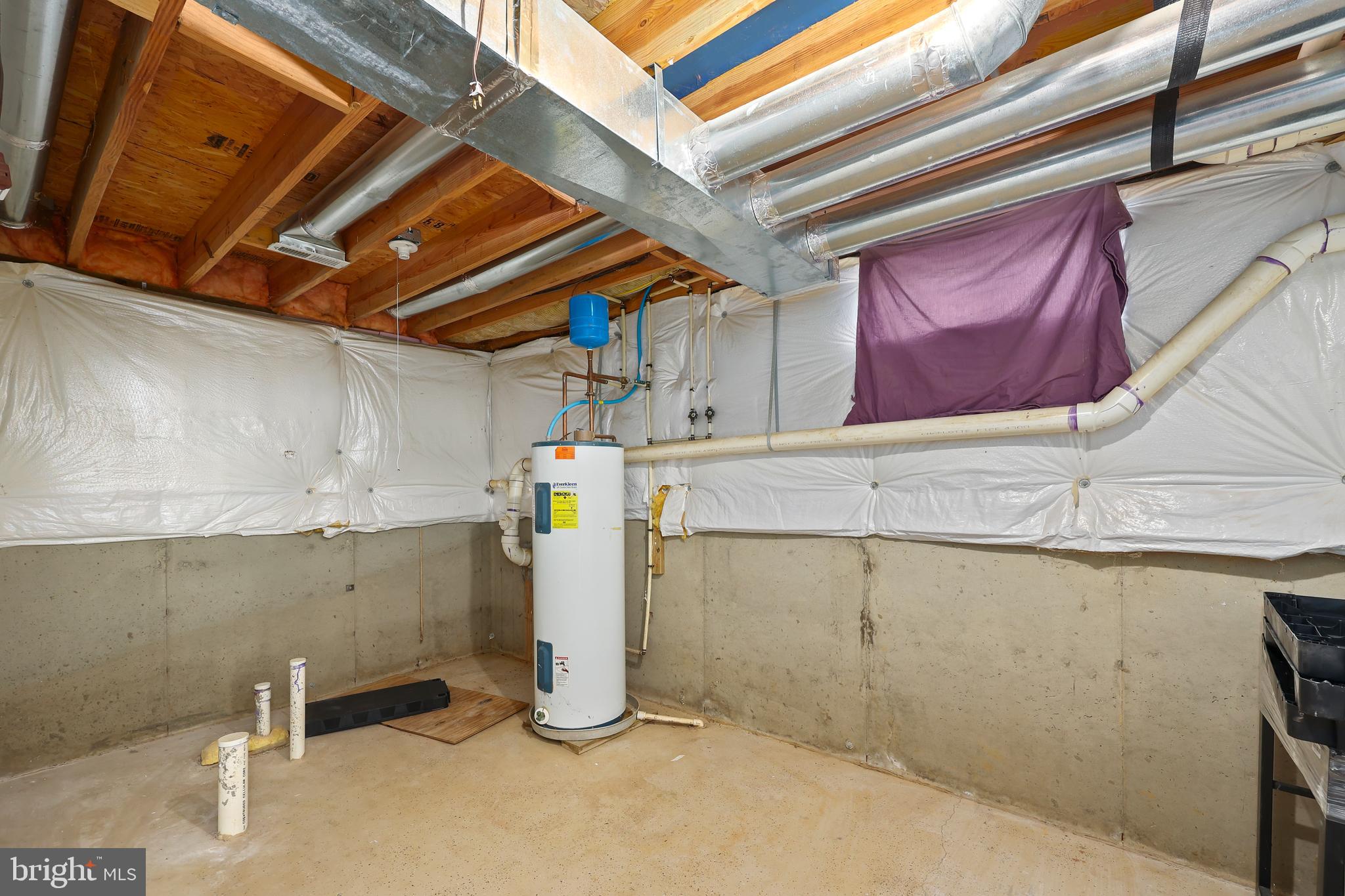 LAKE WILDERNESS - Residential