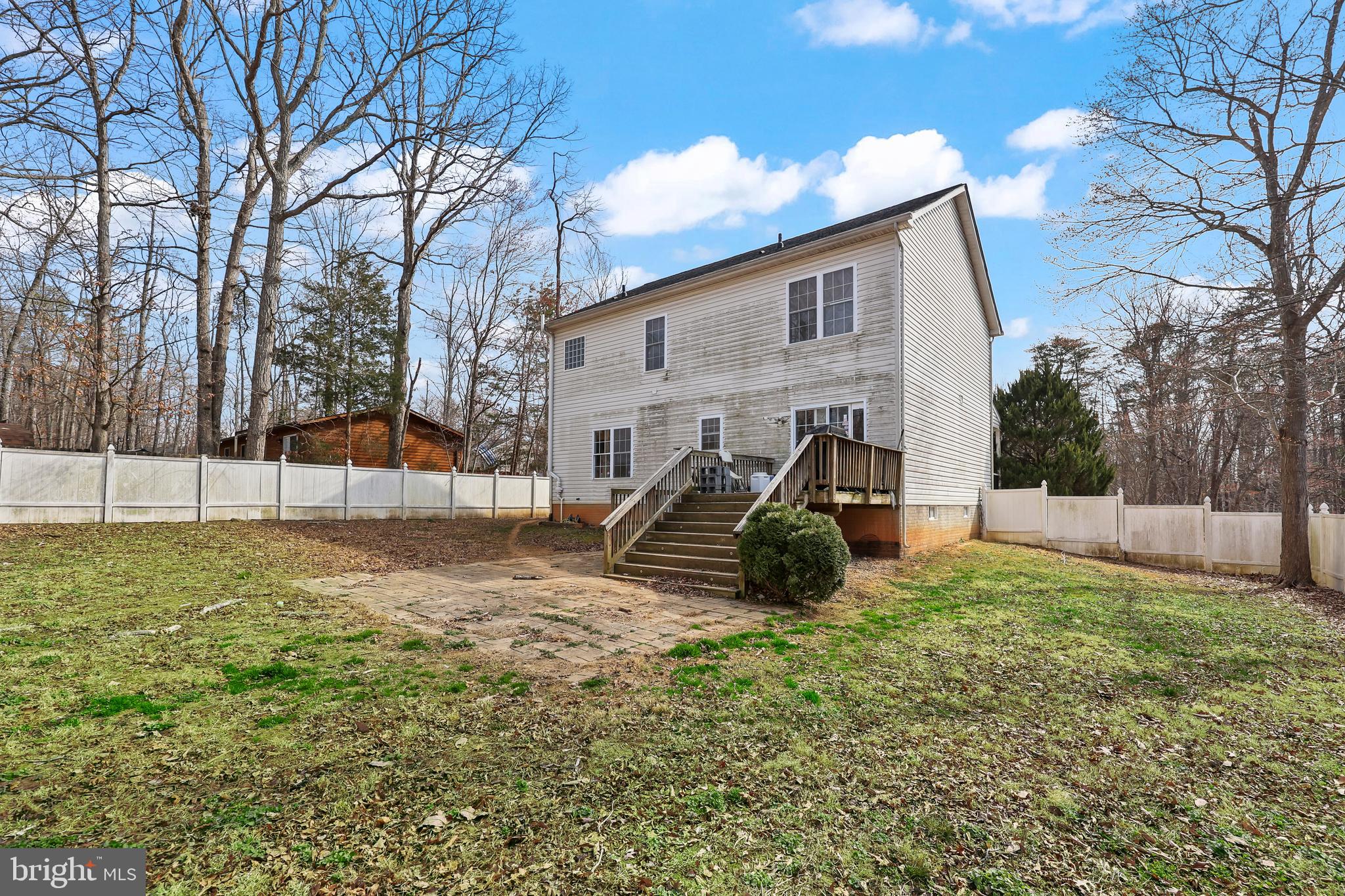 LAKE WILDERNESS - Residential