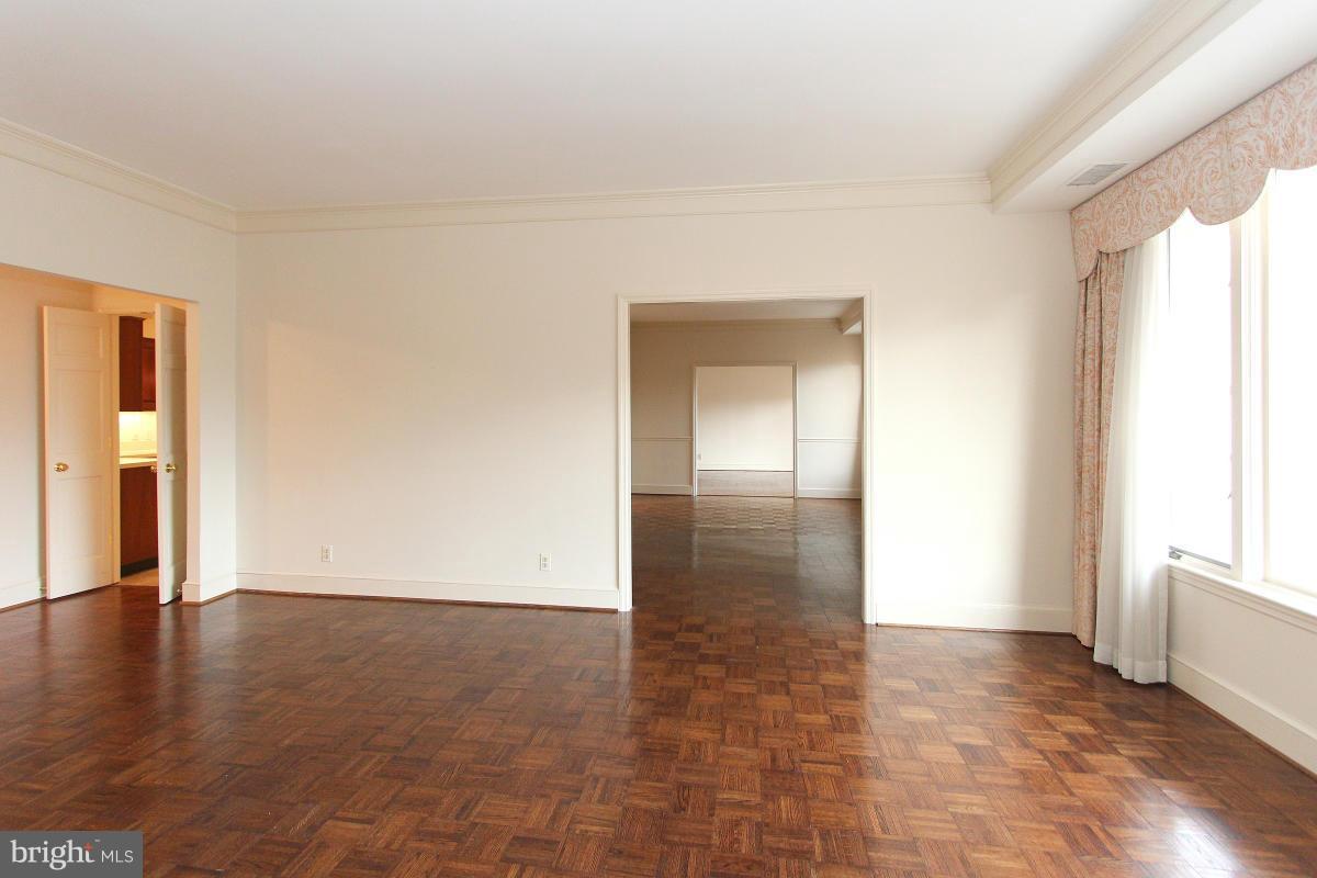 8101 CONN AVE - Residential