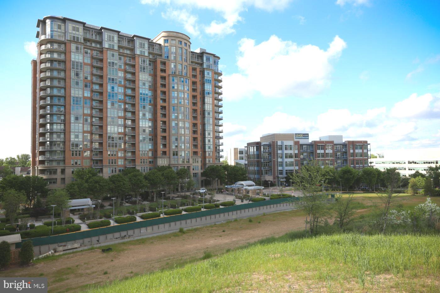 ***Better than any 5 star hotel on the market!*** Walk to the Galleria, the metro, Harris Teeter and more! This unit will blow your mind away! The study (has been used in the past as a 2nd Bedroom) with door and closet!! Mountain/treetop view! Near bus, new Metro, Tysons II ! All Hardwood floors! Large balcony, granite counters, huge kitchen island, stainless steel appliances, granite in baths! The McLean's exclusive One Park Crest Condominium, features 24 hrs. concierge desk, hospitality suite for visiting family/overnight guests, 18th floor rooftop outdoor pool, party room, club room with billiards and entertainment area and sun deck. The fitness center and conference room on lobby level. Minutes to Silver Metro Line, Tyson's Galleria Mall and the Ritz Carlton Hotel. Harris Teeter grocery and Starbucks at your doorstep. Located in the Heart of Tysons with Underground Parking, Concierge, Fitness Room, Club Room, rooftop pool and more.