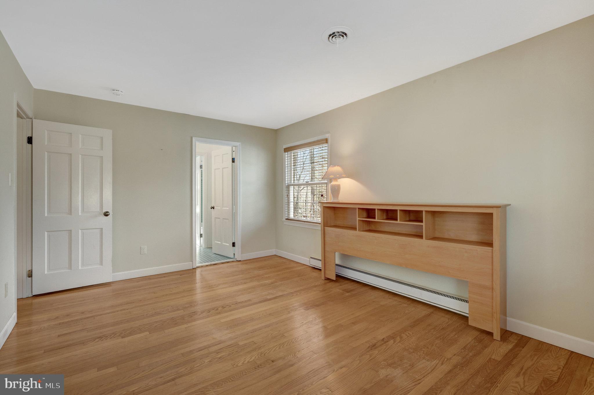 VALE SPRING WOODS - Residential