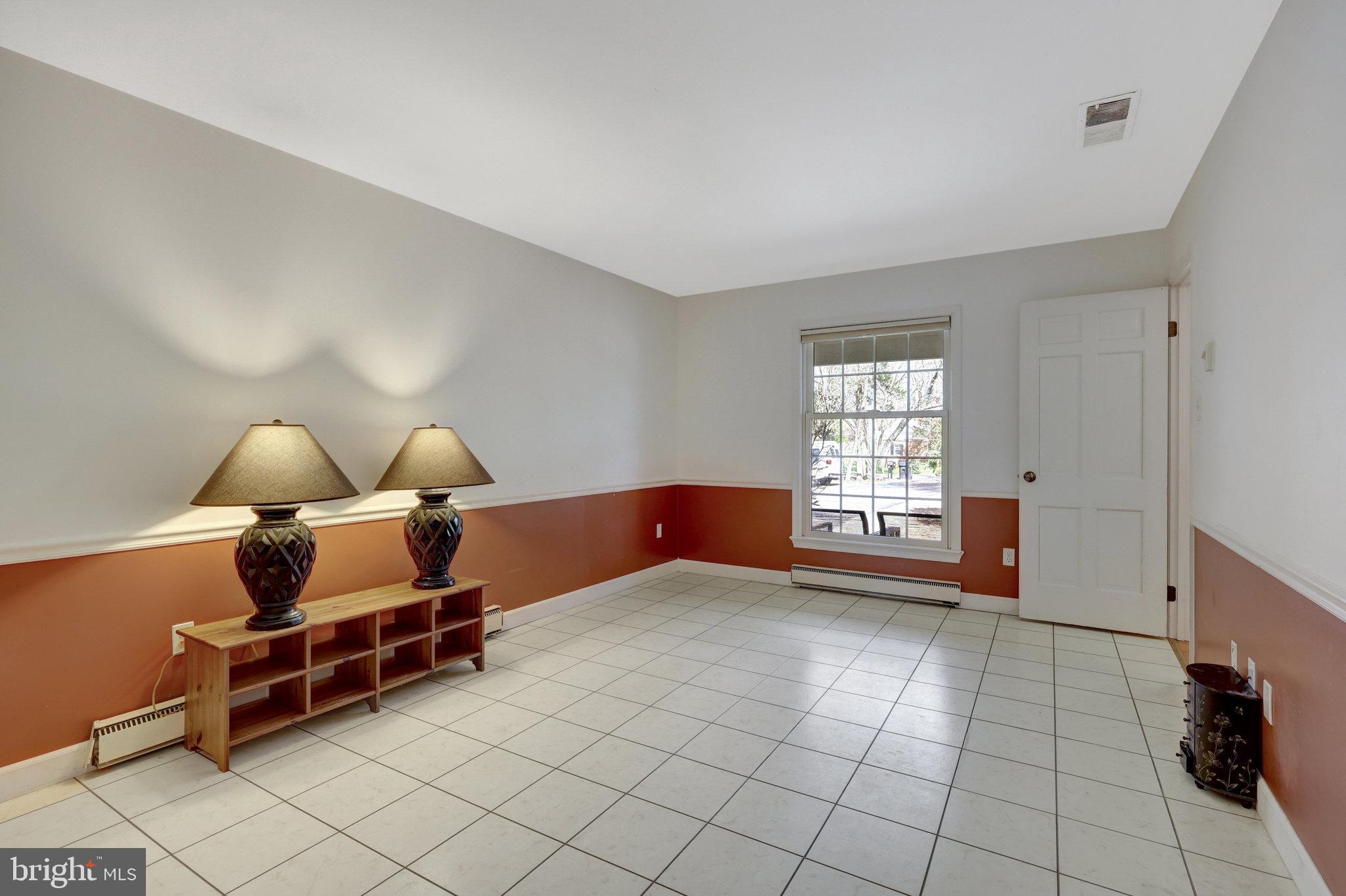 VALE SPRING WOODS - Residential