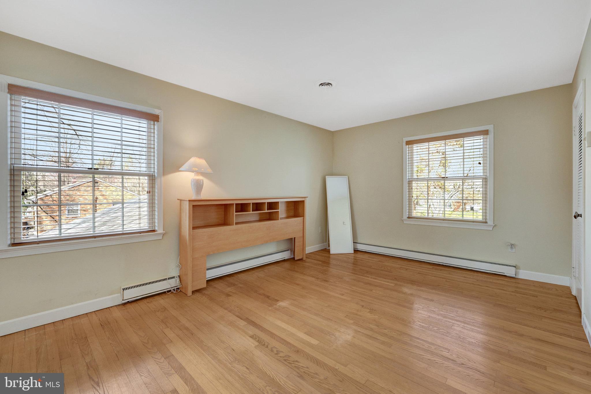 VALE SPRING WOODS - Residential