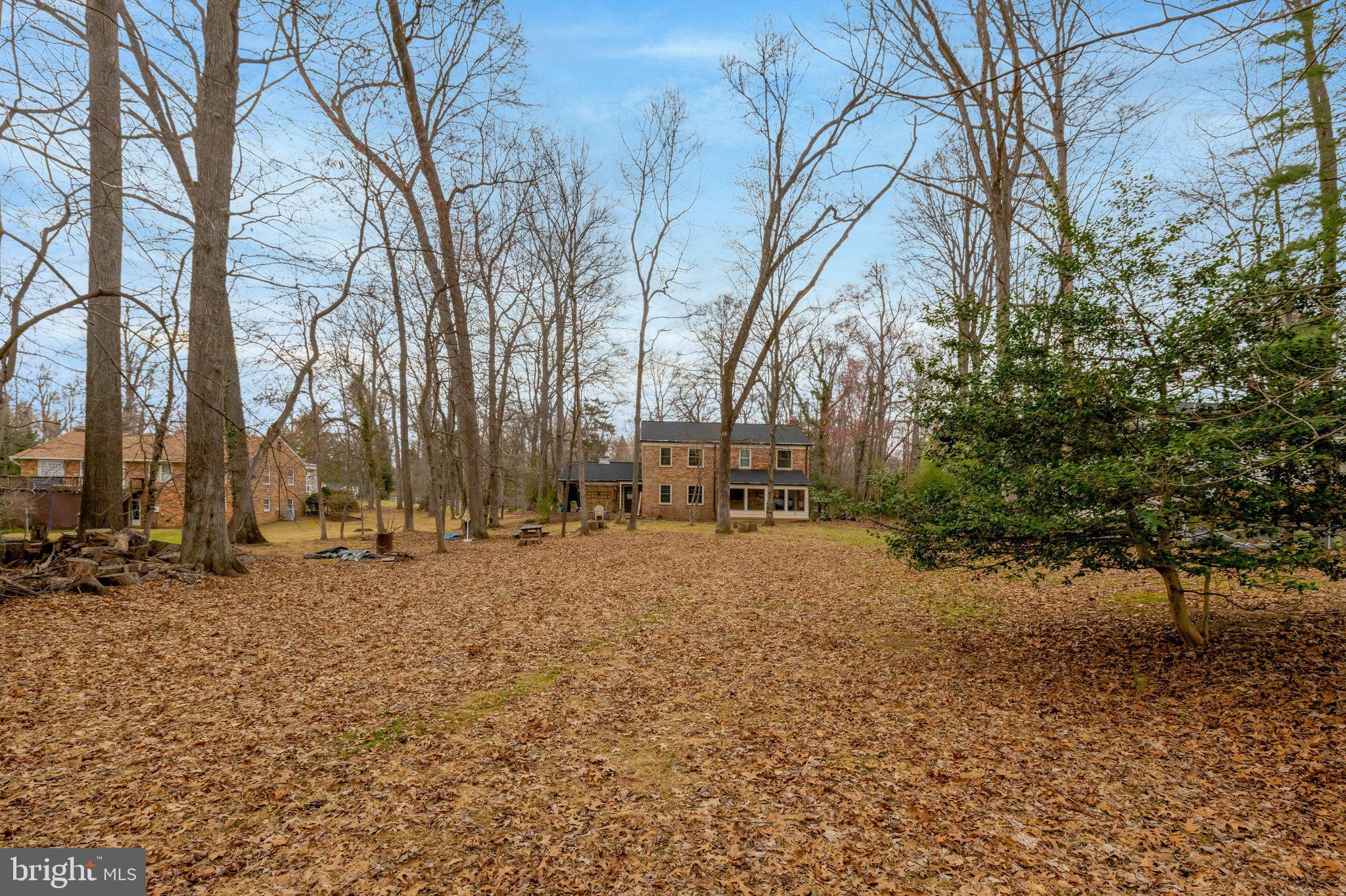 VALE SPRING WOODS - Residential