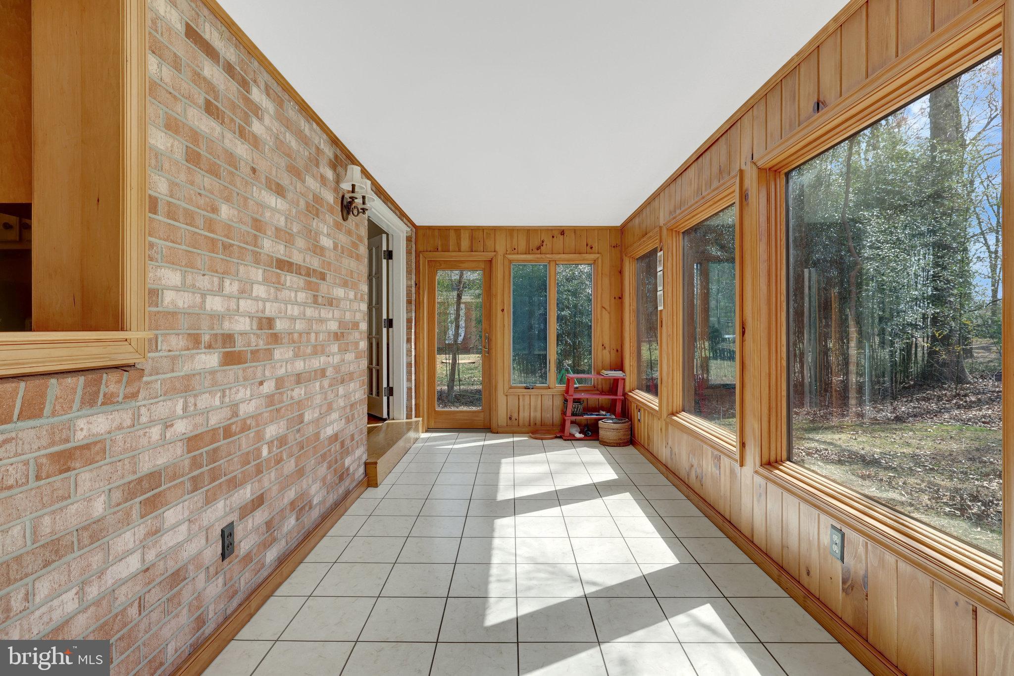 VALE SPRING WOODS - Residential