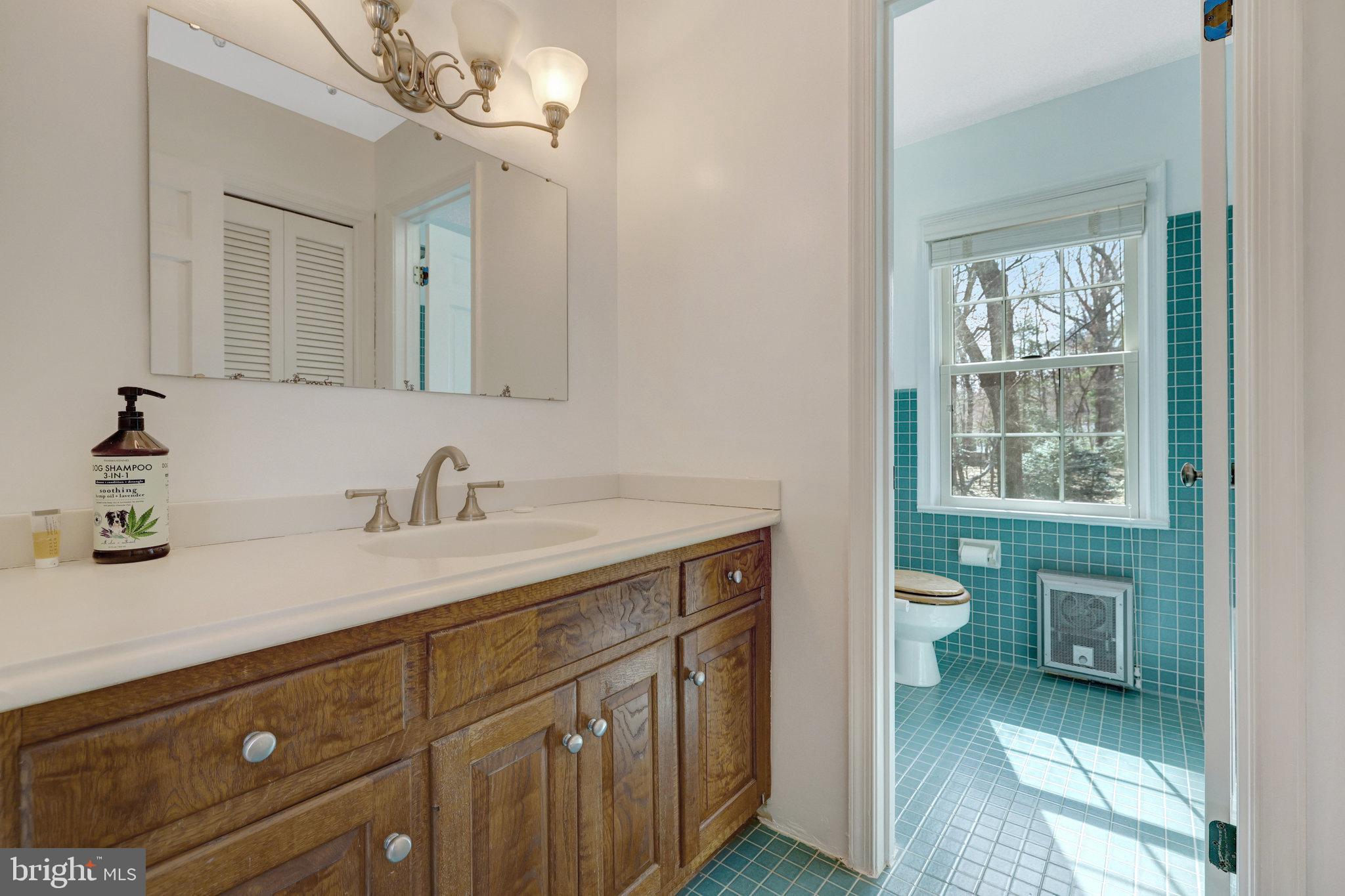 VALE SPRING WOODS - Residential