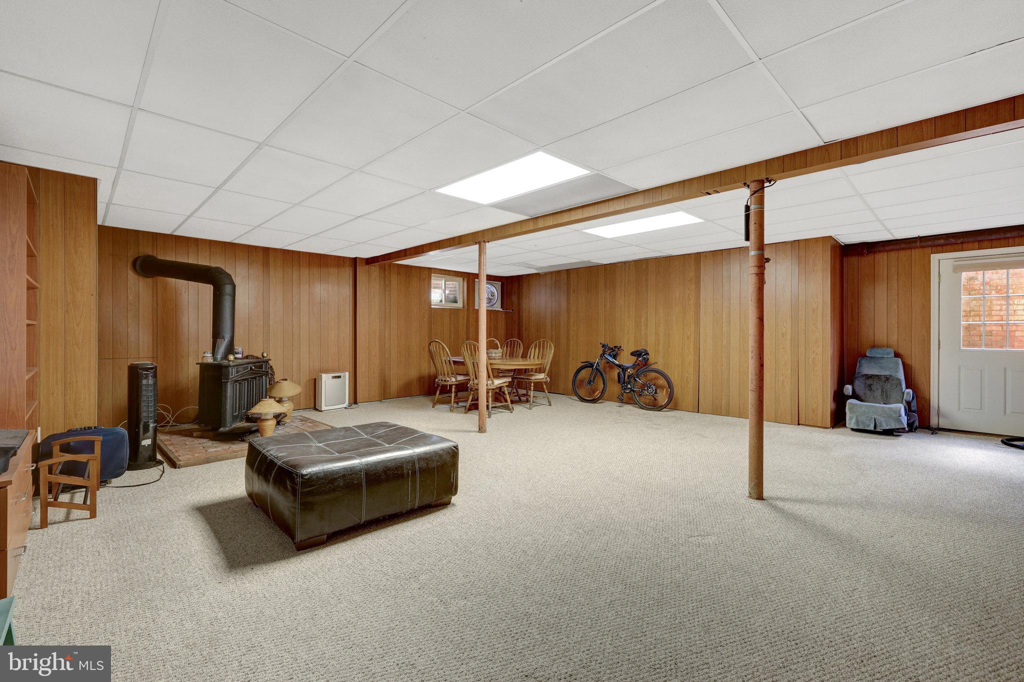 VALE SPRING WOODS - Residential