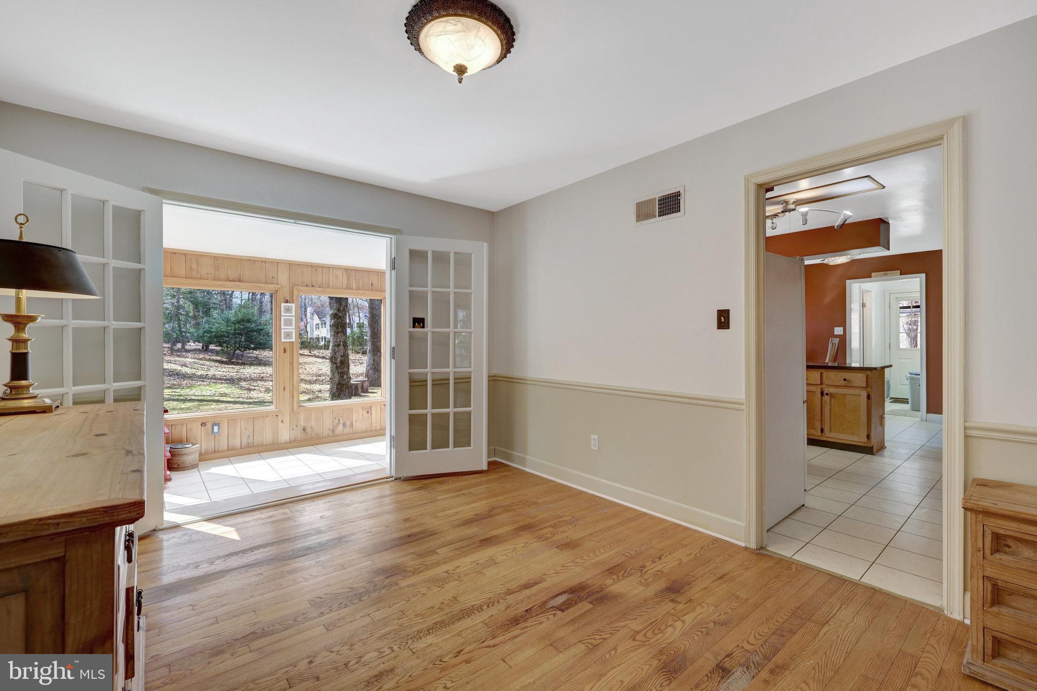 VALE SPRING WOODS - Residential