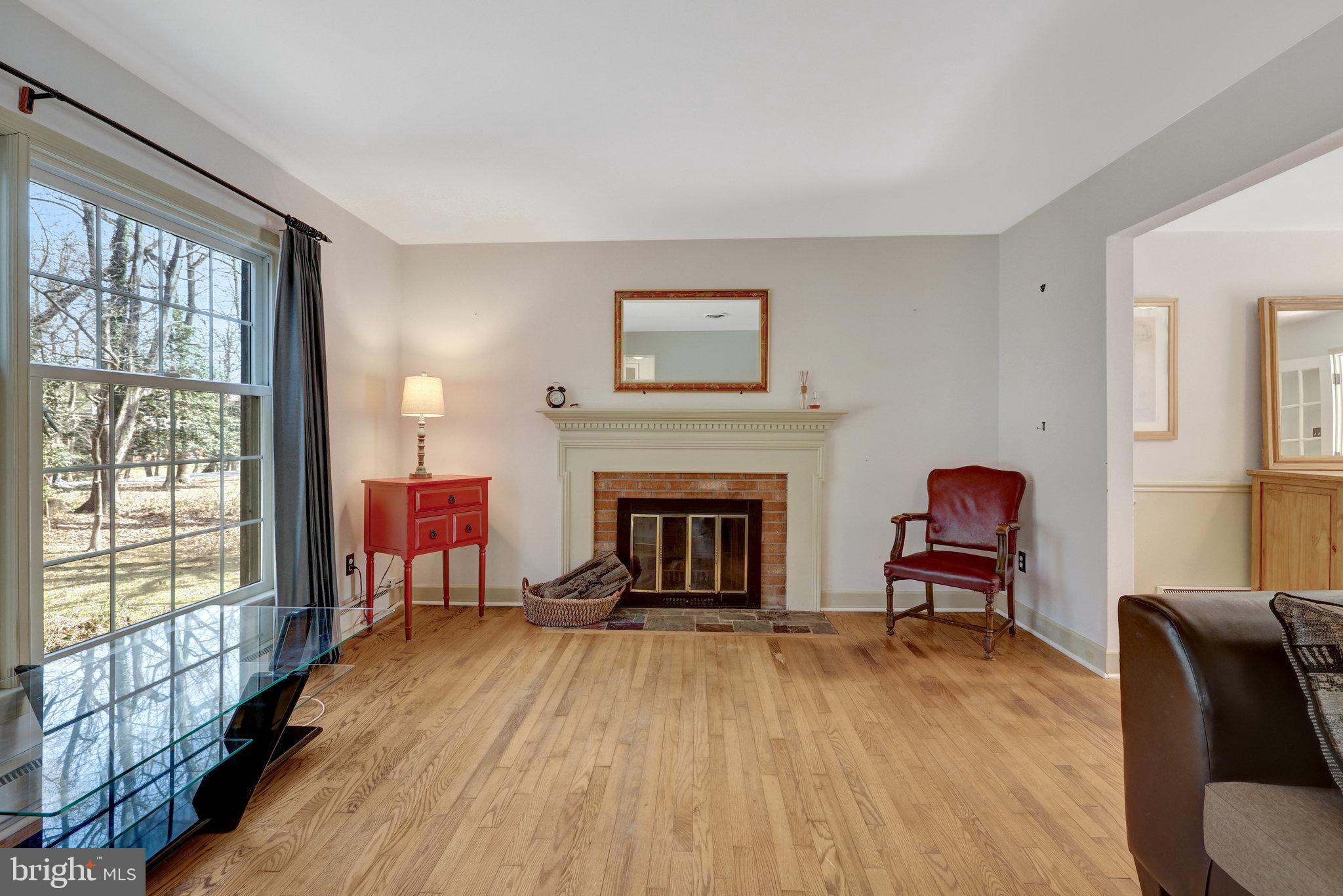 VALE SPRING WOODS - Residential