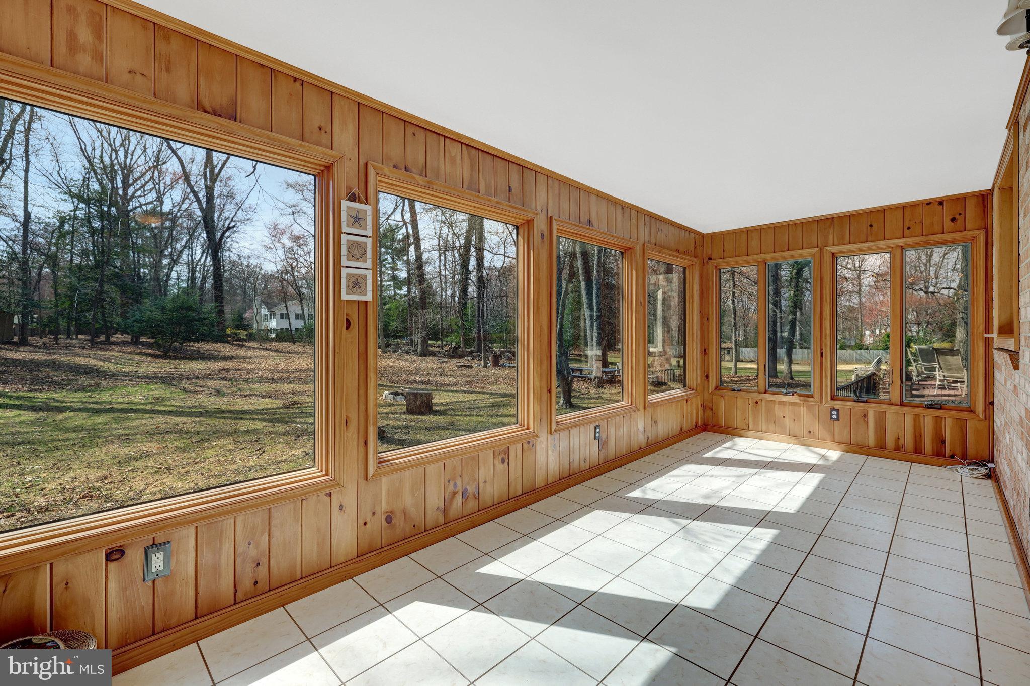 VALE SPRING WOODS - Residential