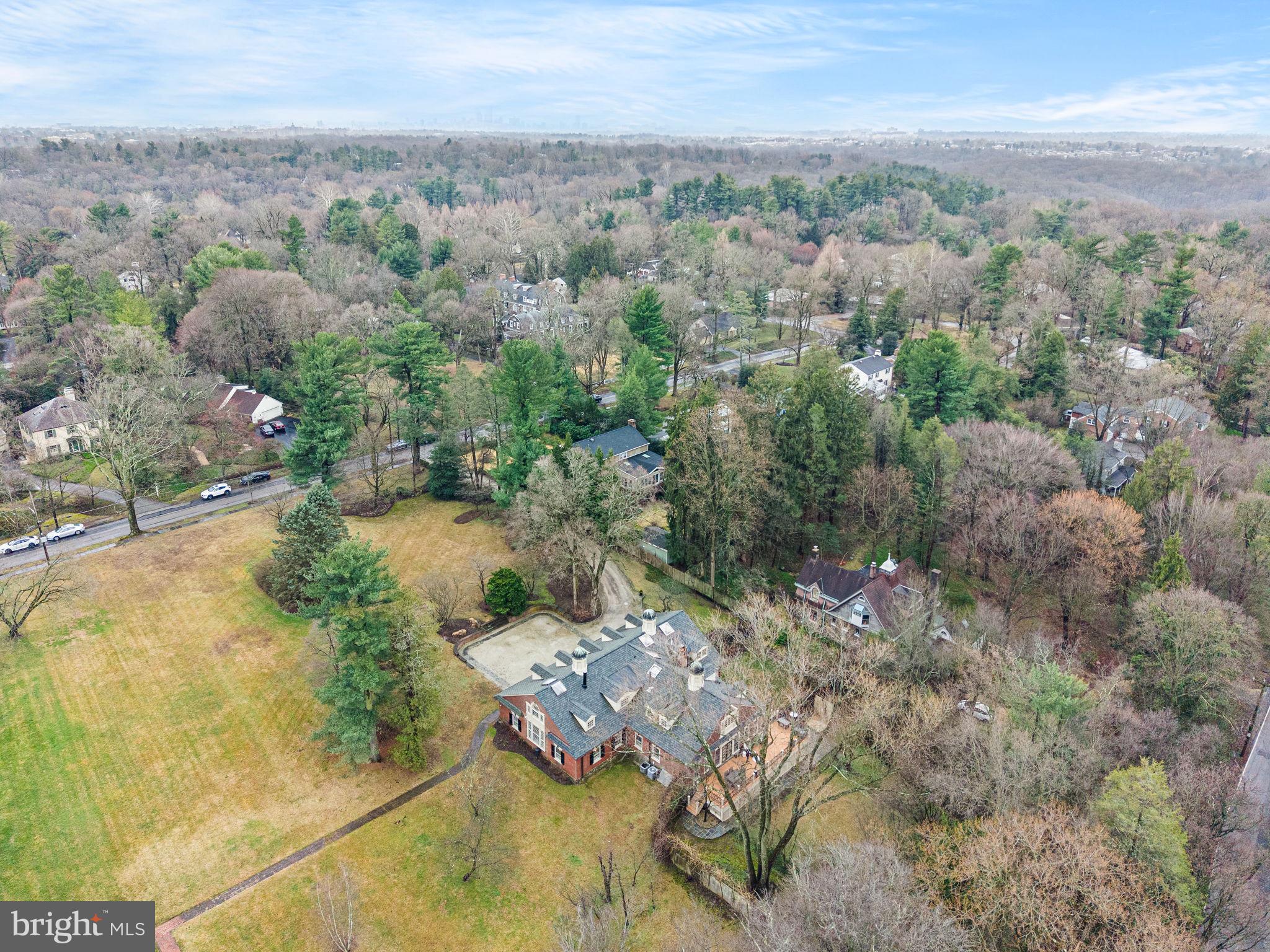 CHESTNUT HILL - Residential