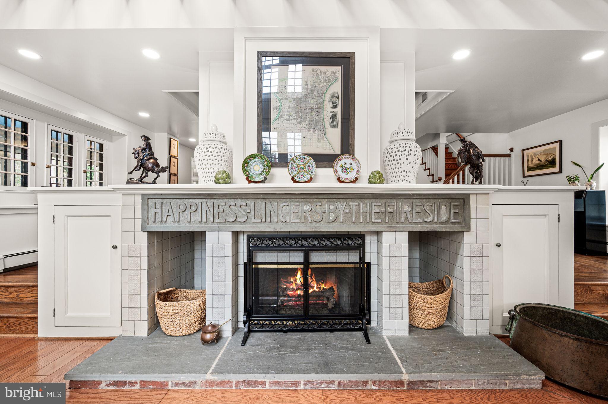 CHESTNUT HILL - Residential