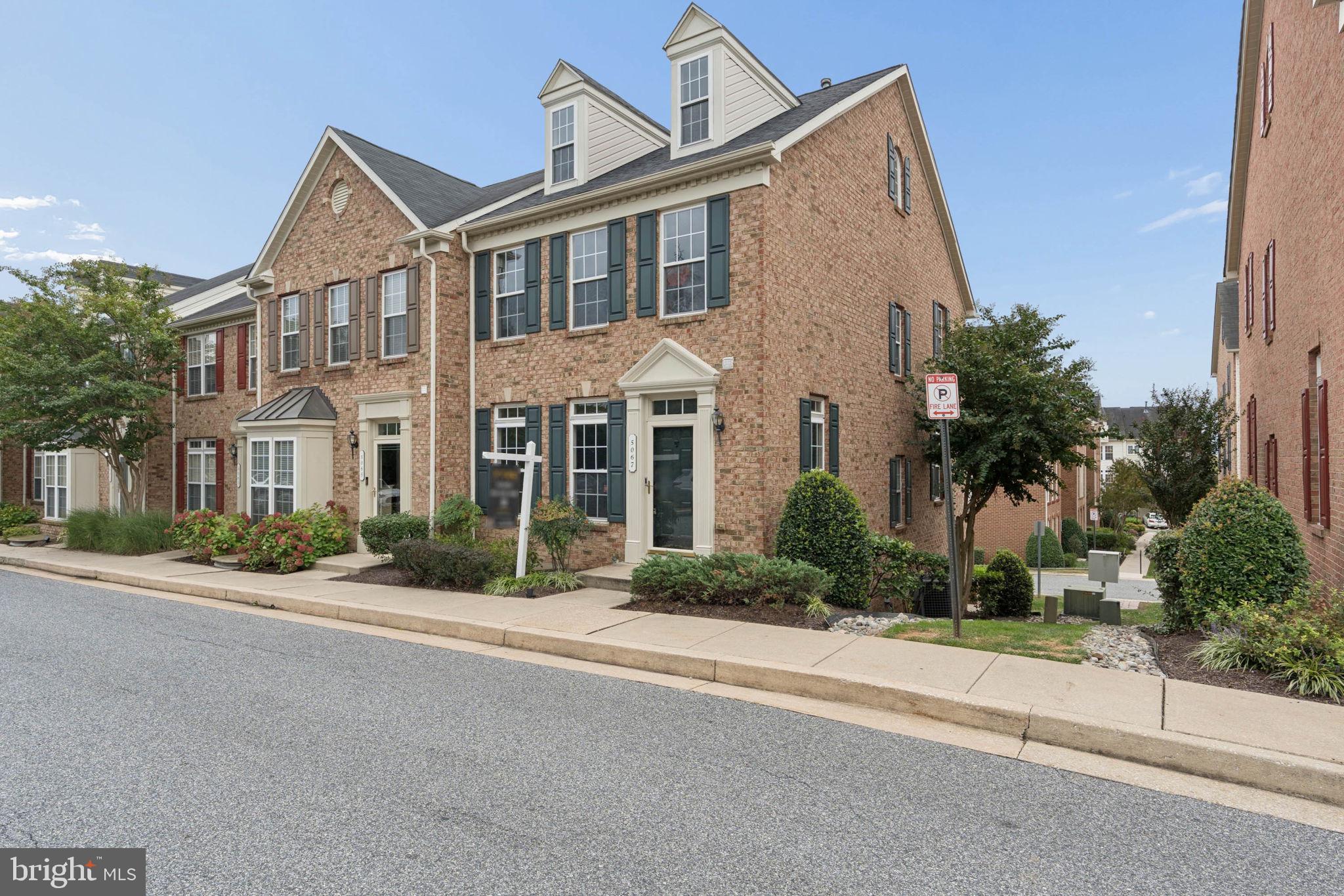 5067 CAMEO TERRACE 5067