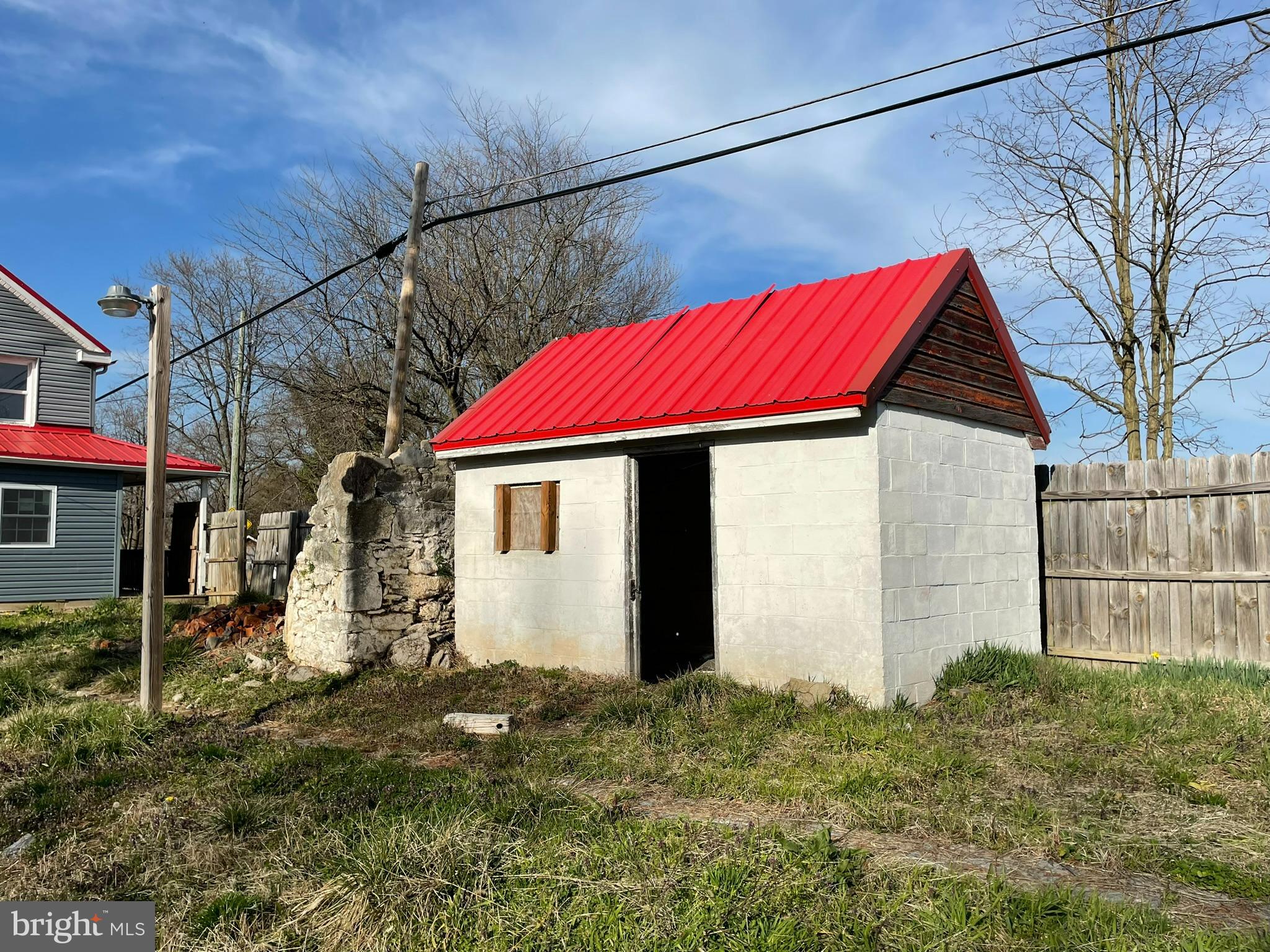 WILLIAMSPORT - Residential