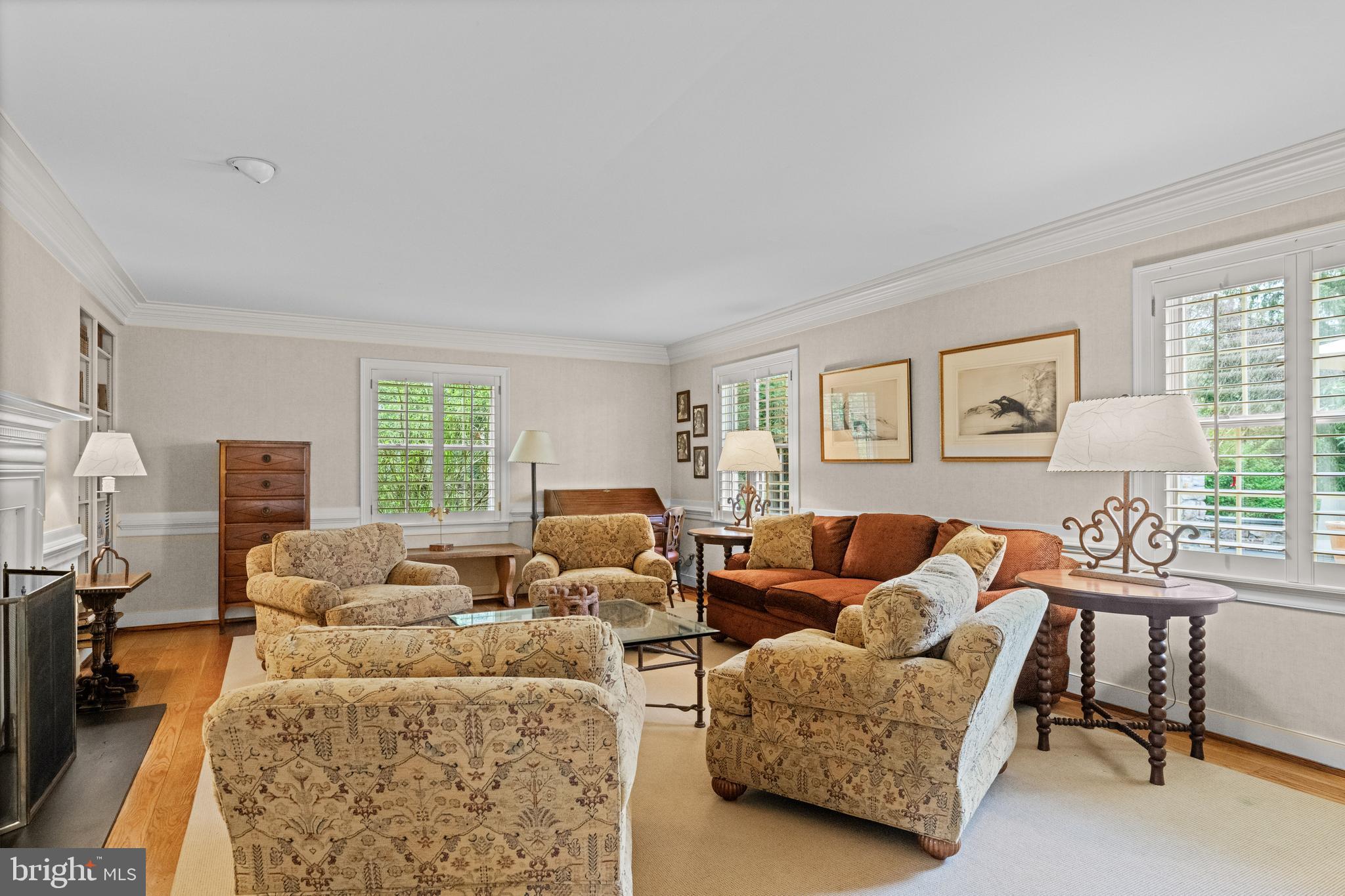 POND VIEW ESTATES - Residential