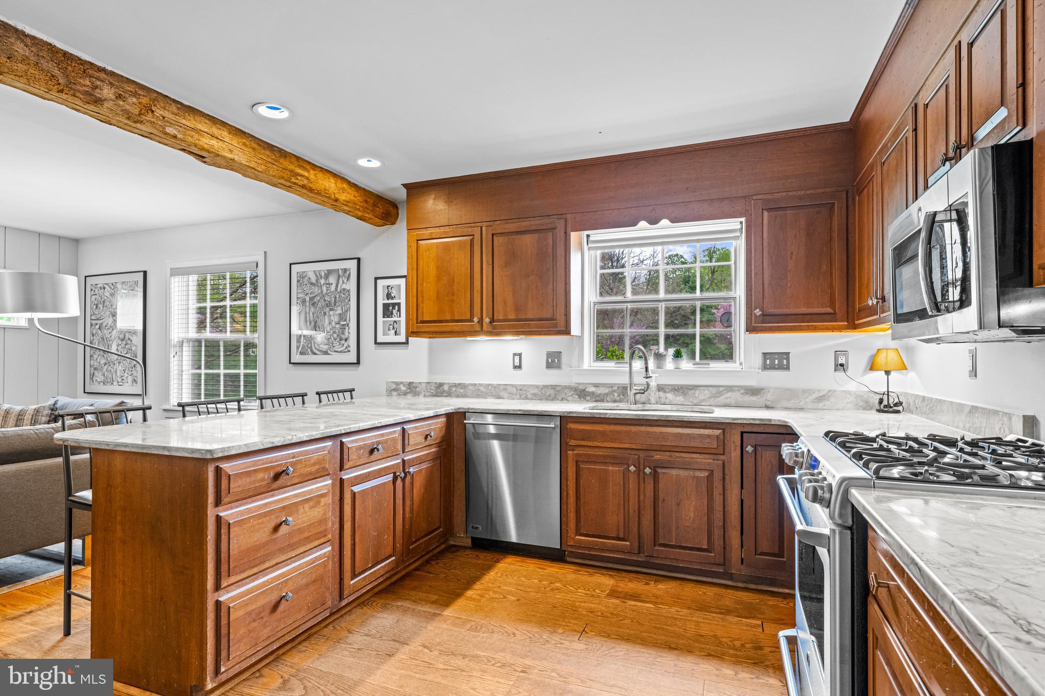 POND VIEW ESTATES - Residential