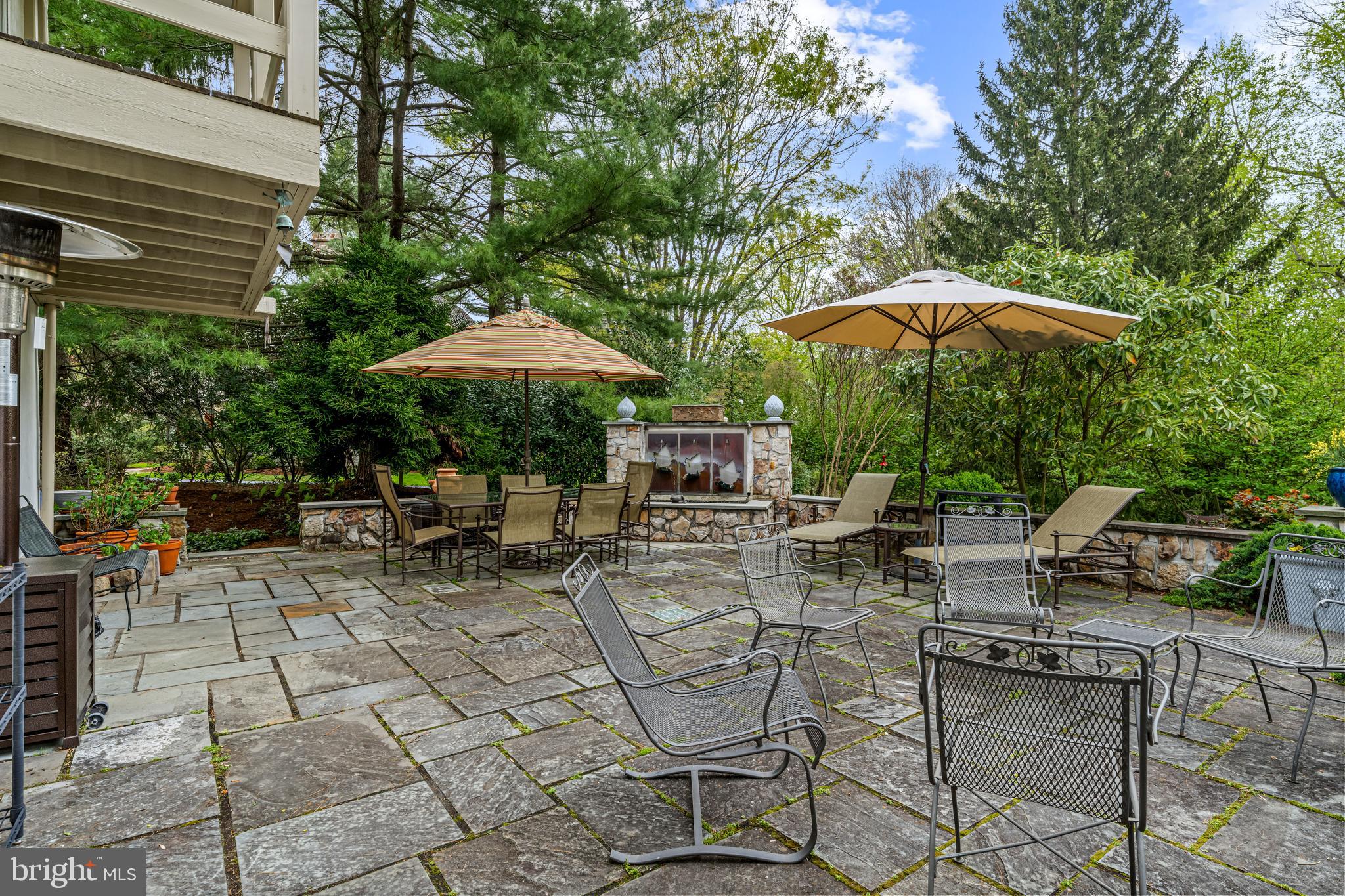 POND VIEW ESTATES - Residential