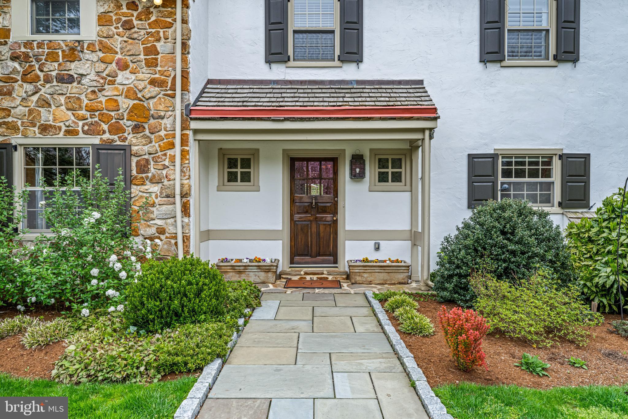 POND VIEW ESTATES - Residential