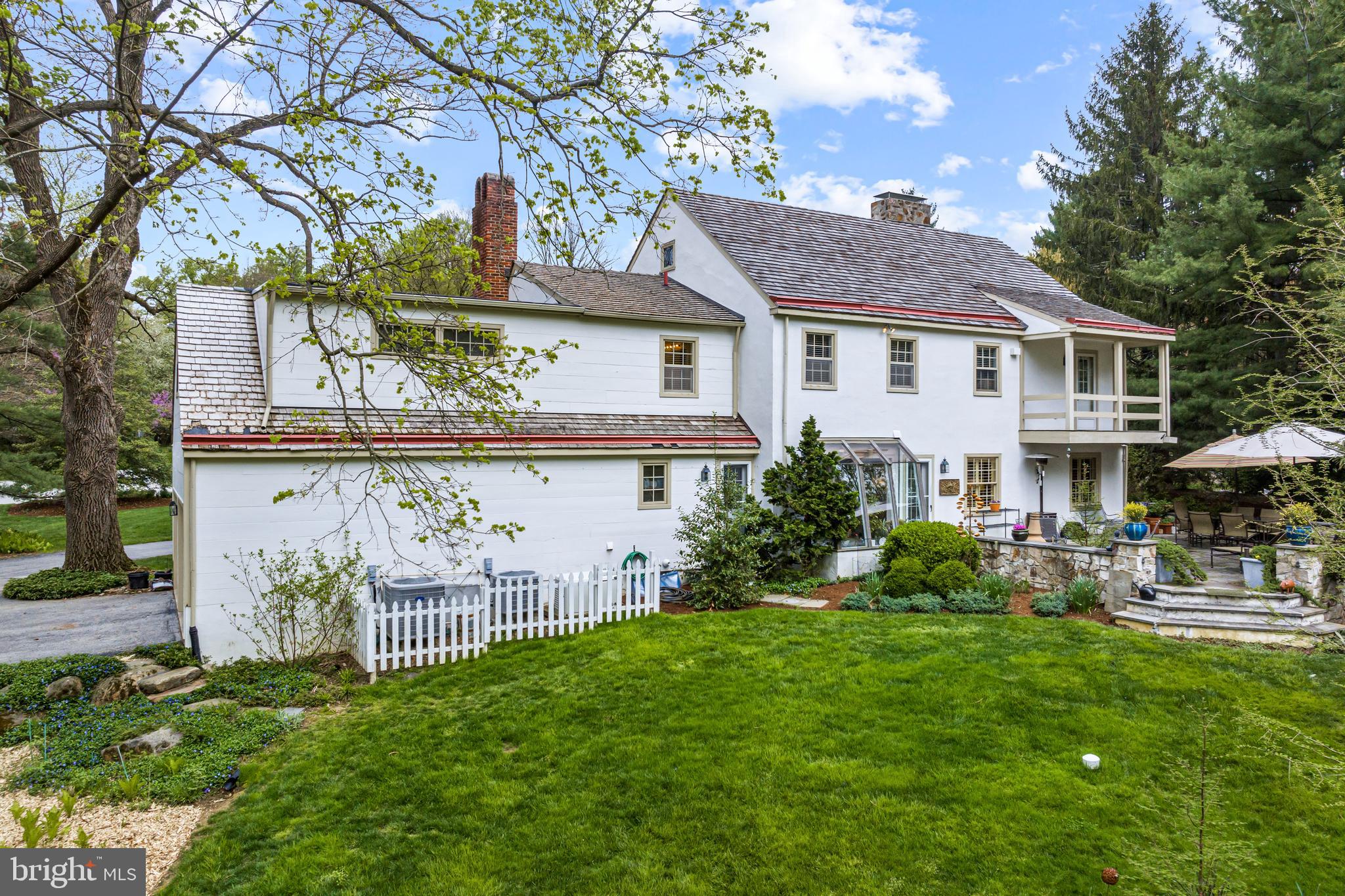 POND VIEW ESTATES - Residential