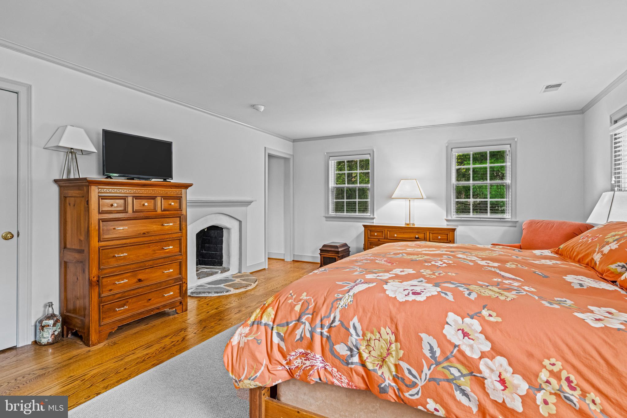 POND VIEW ESTATES - Residential