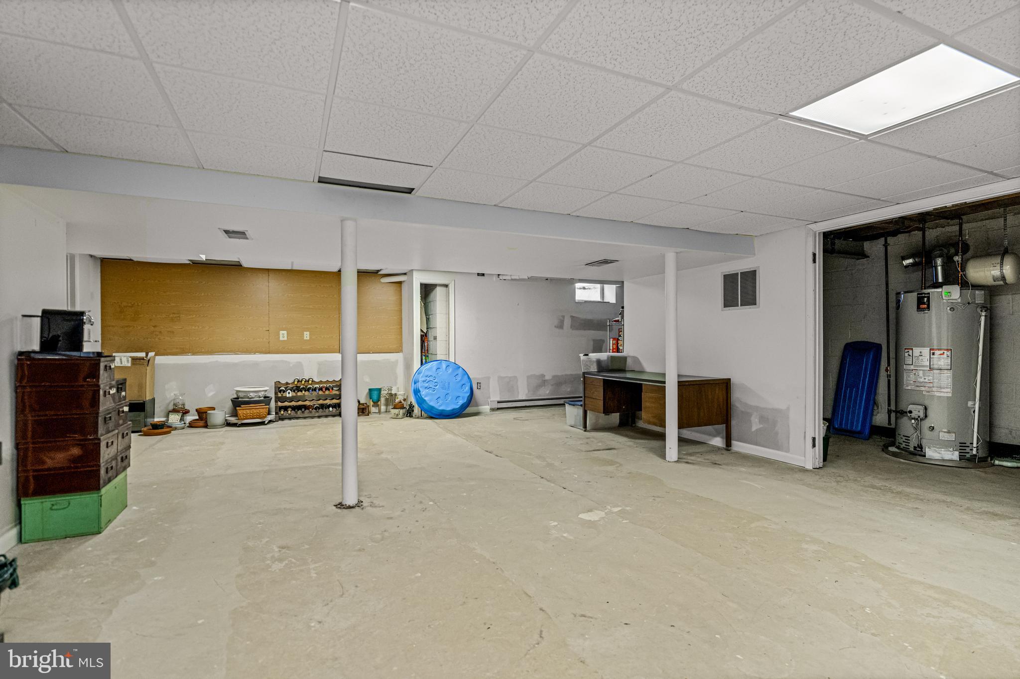 POND VIEW ESTATES - Residential