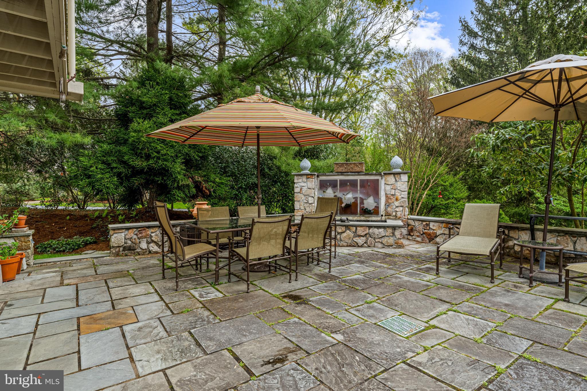 POND VIEW ESTATES - Residential