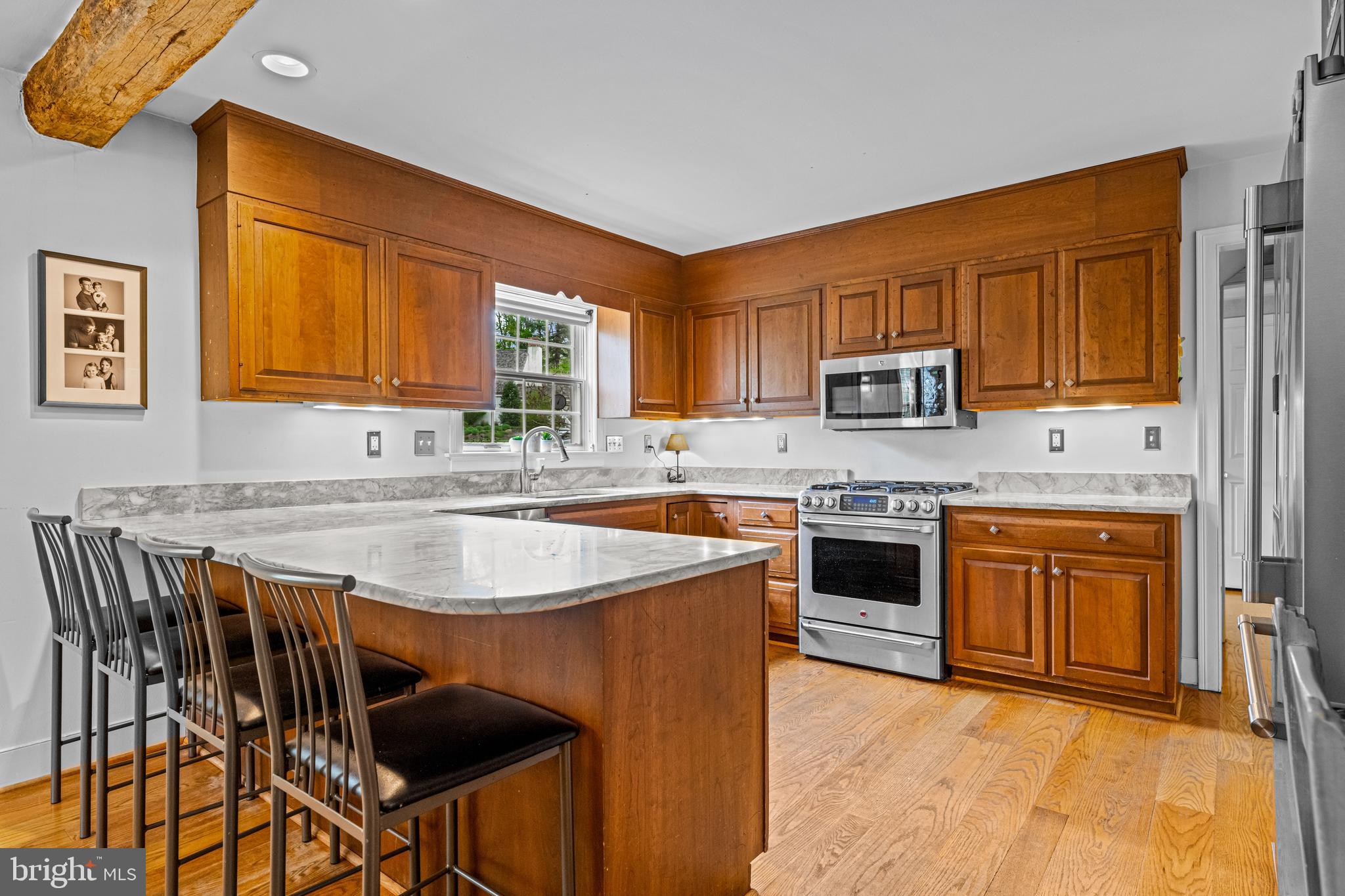 POND VIEW ESTATES - Residential