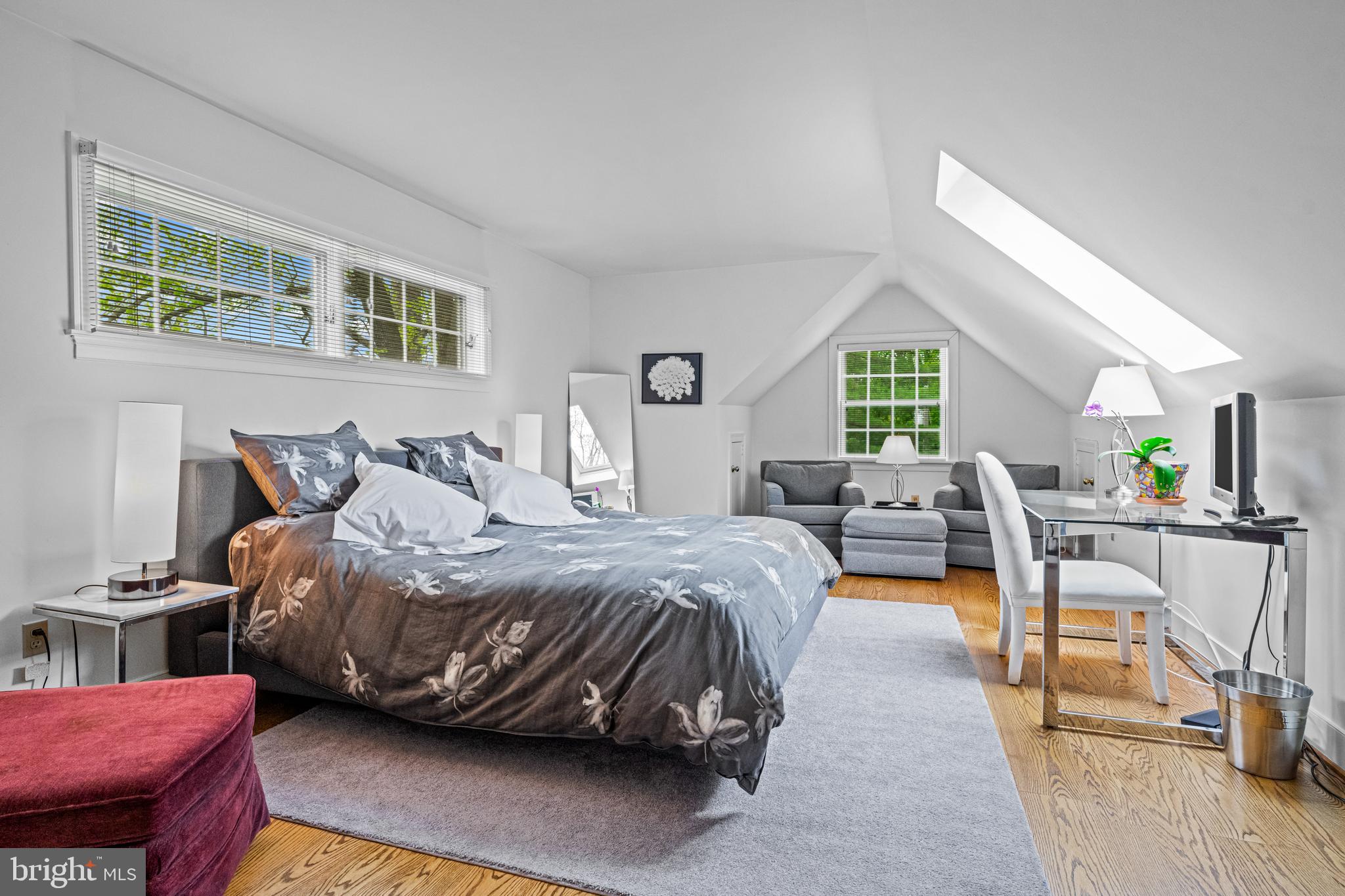 POND VIEW ESTATES - Residential