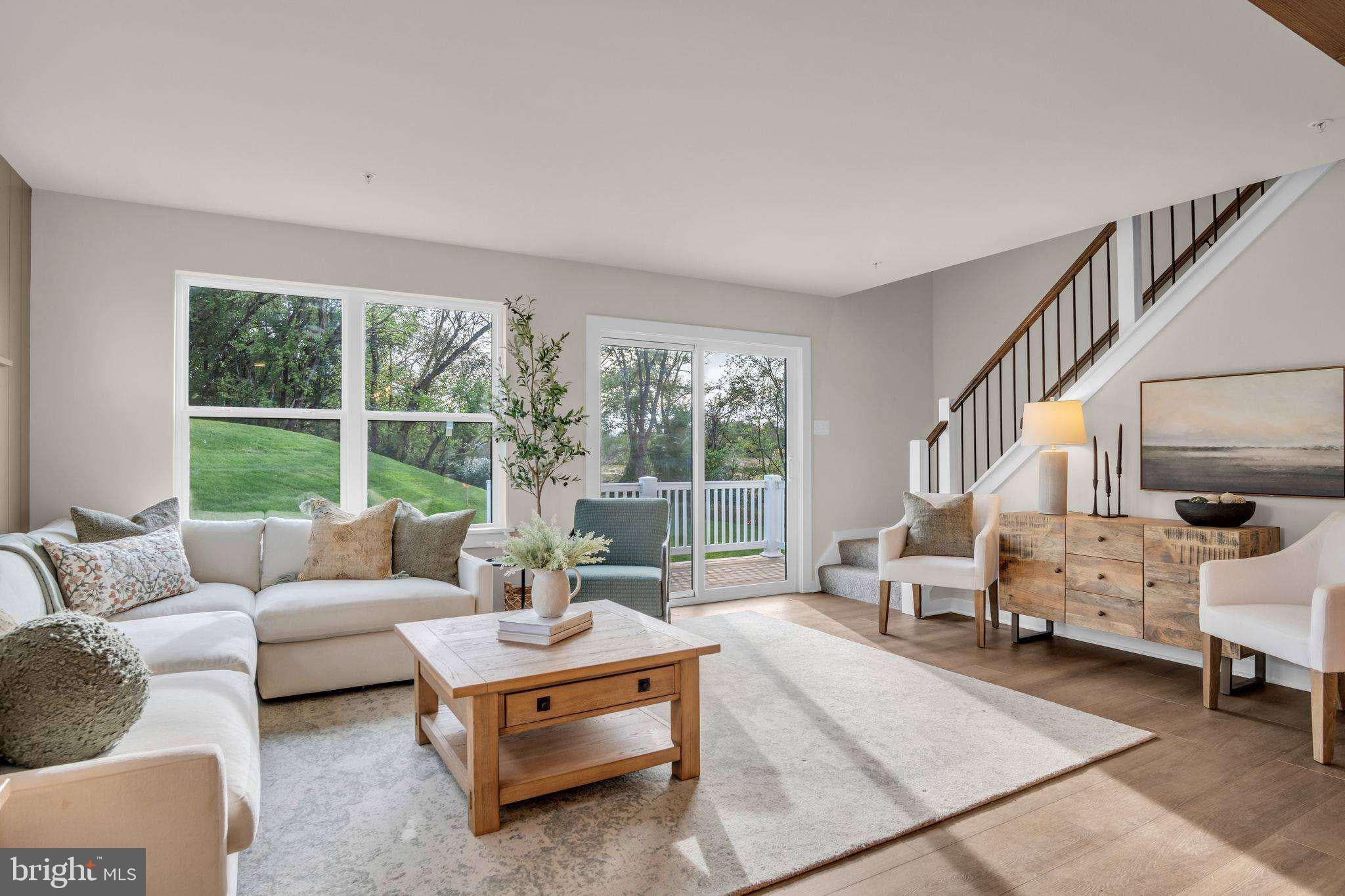 1018 BLACKSTONE RUN