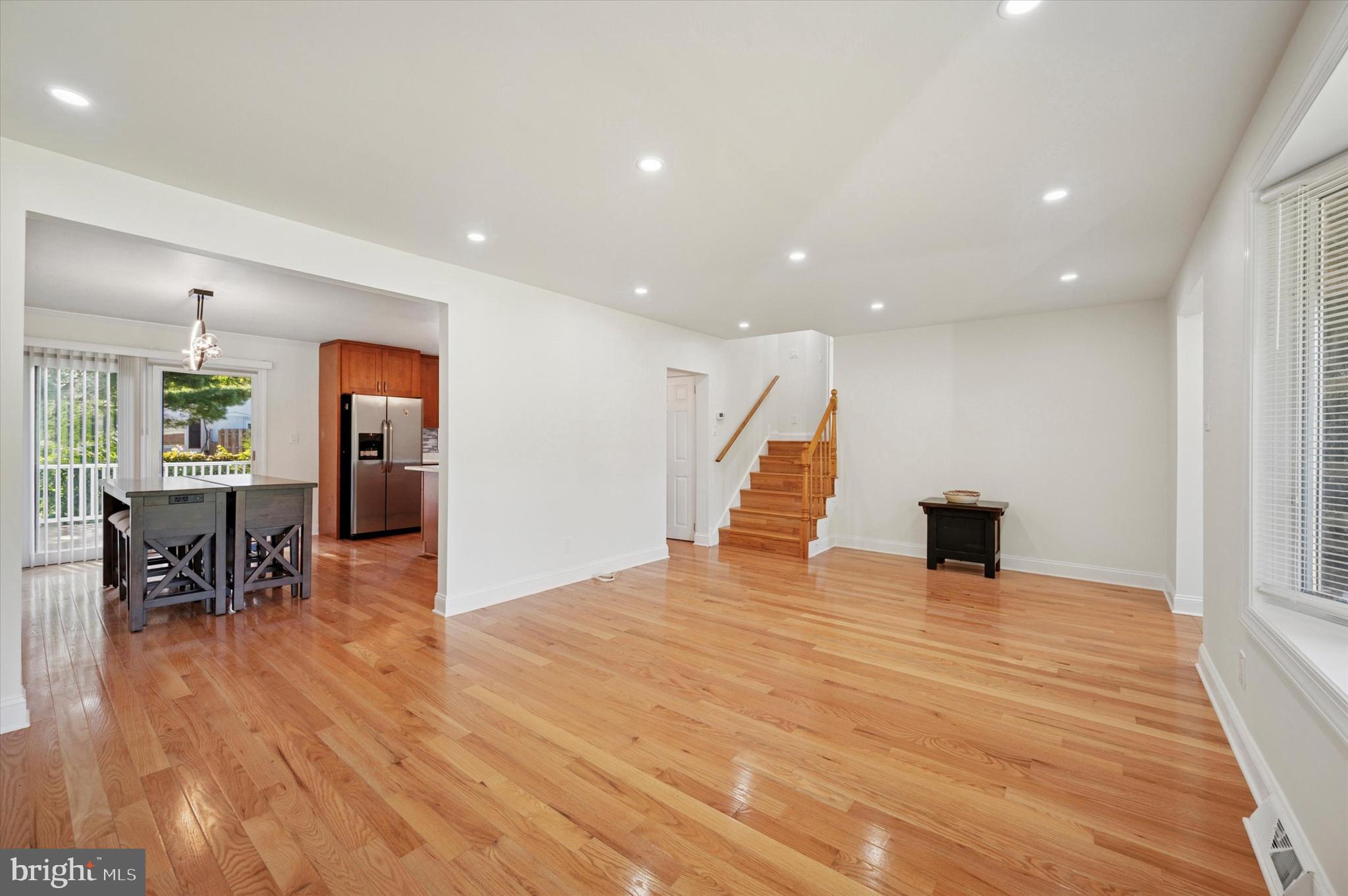 CREEKSIDE AT BLUE BELL - Residential