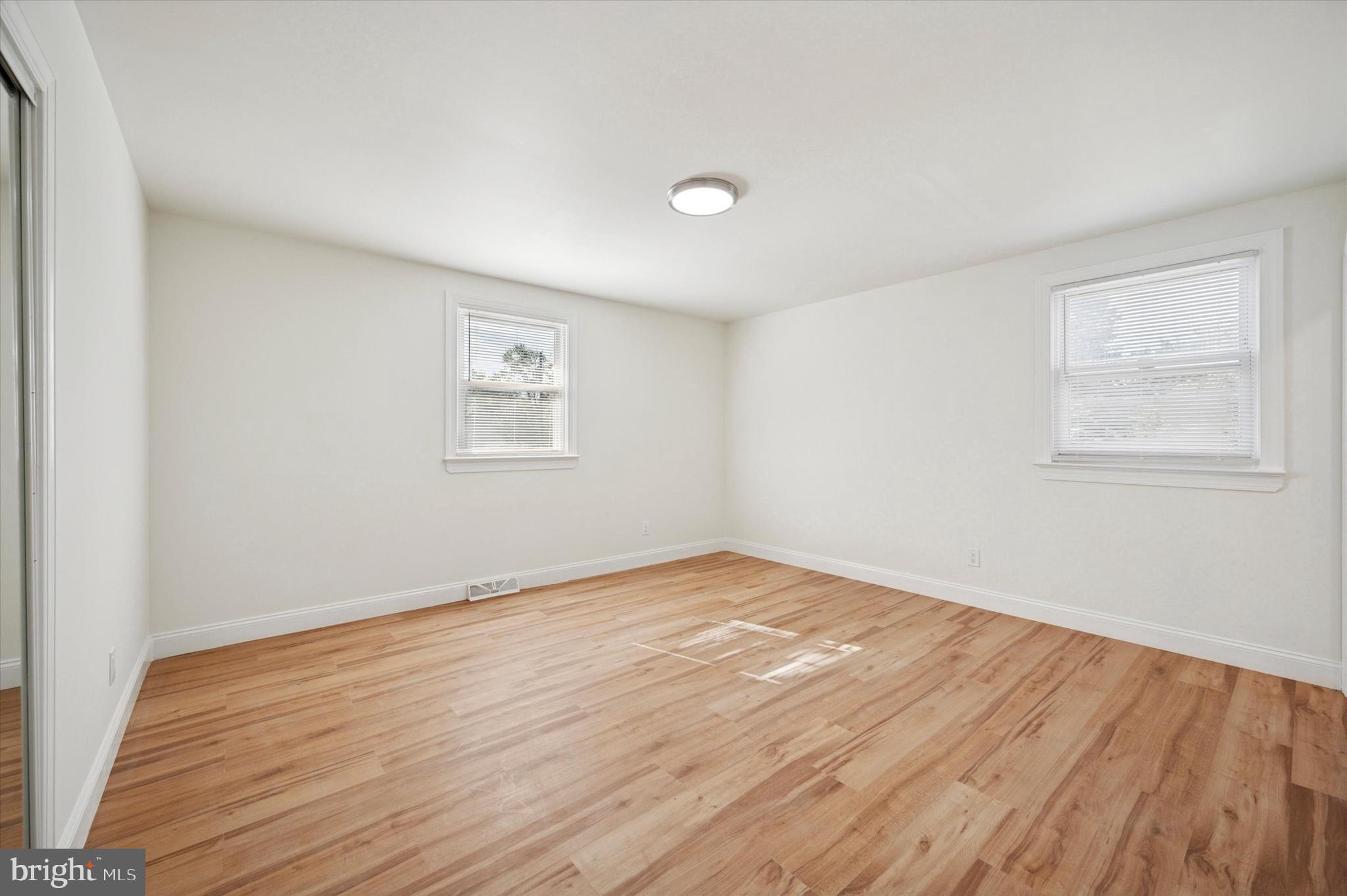 CREEKSIDE AT BLUE BELL - Residential