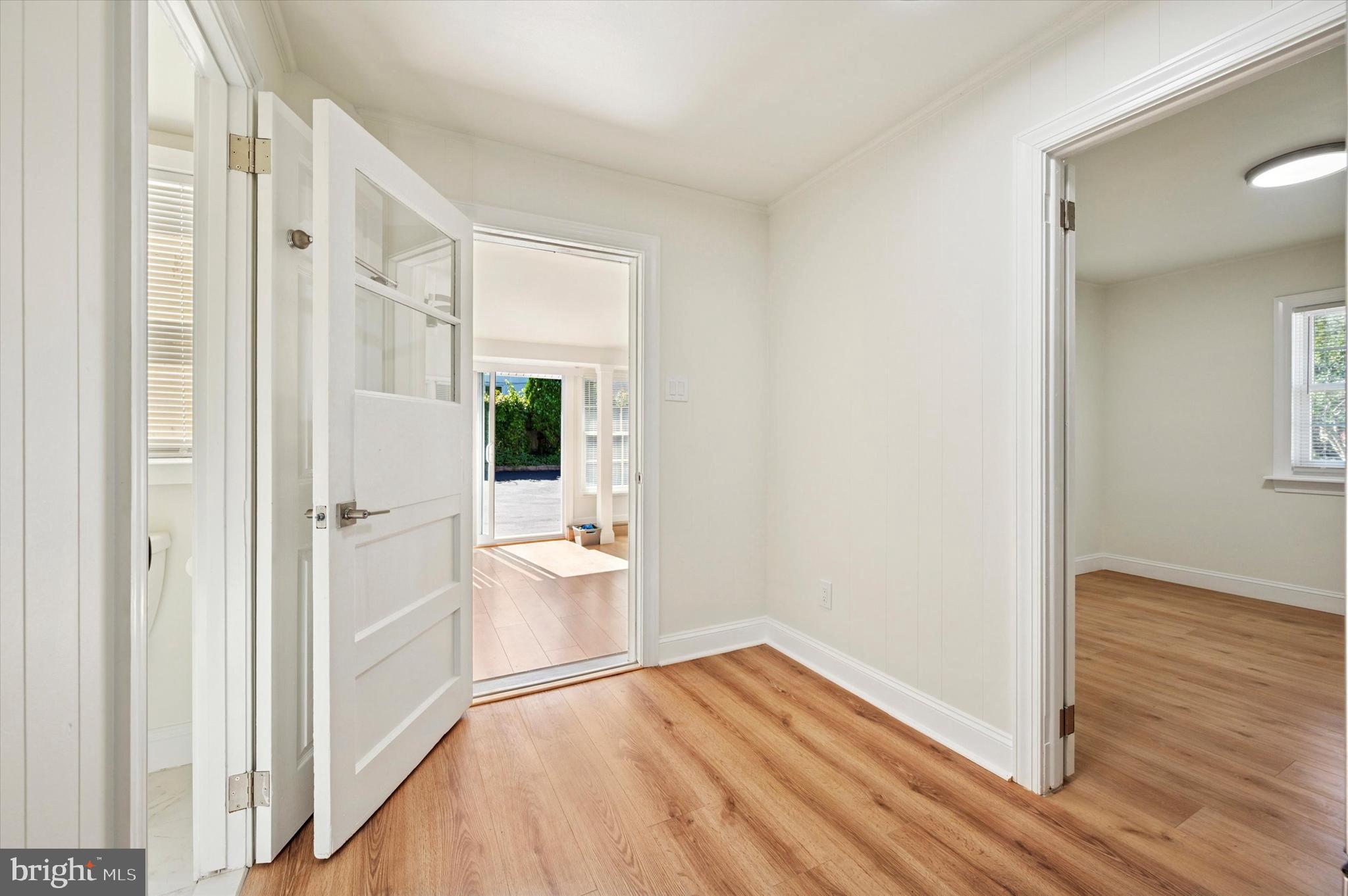 CREEKSIDE AT BLUE BELL - Residential