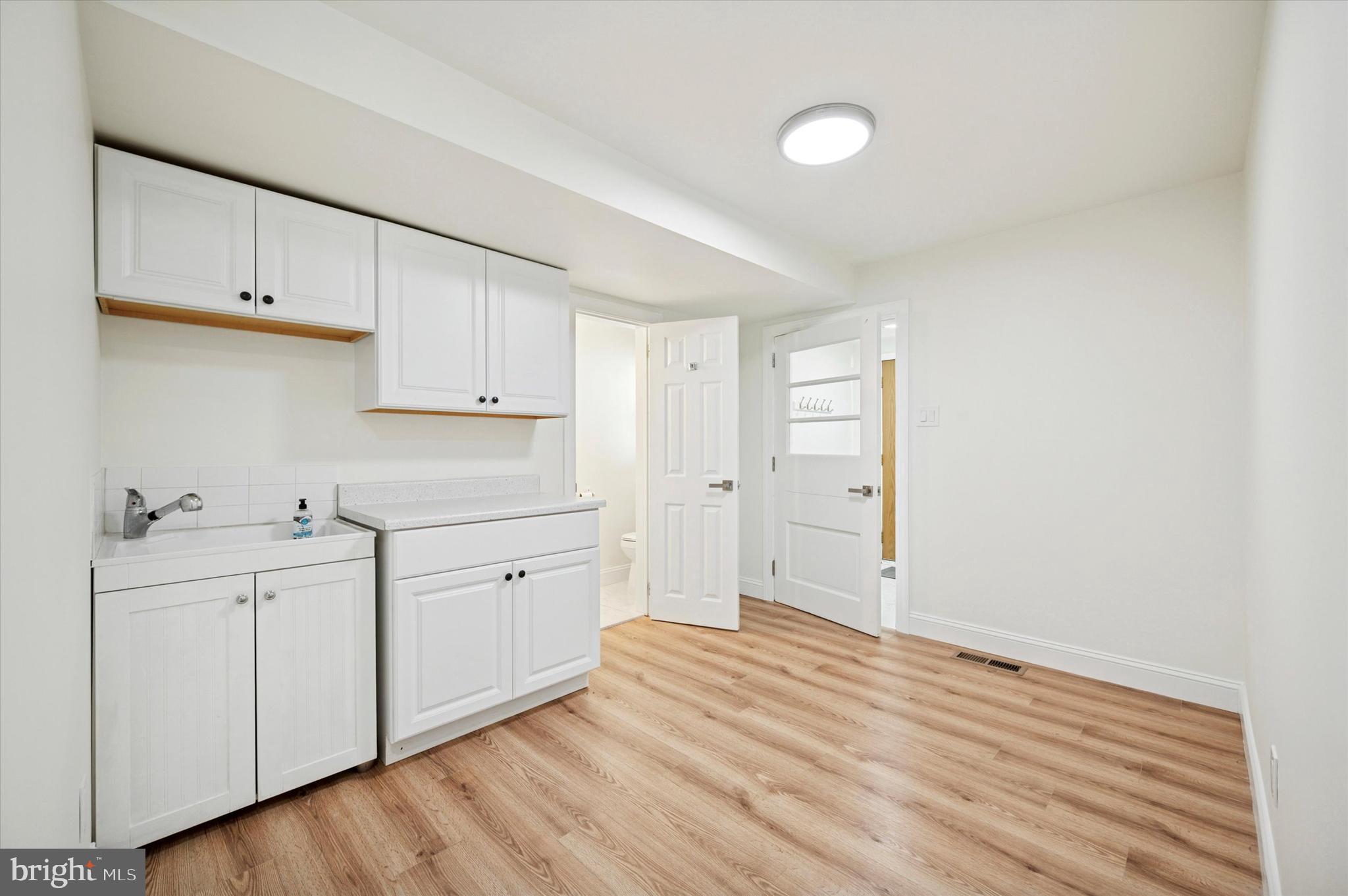 CREEKSIDE AT BLUE BELL - Residential