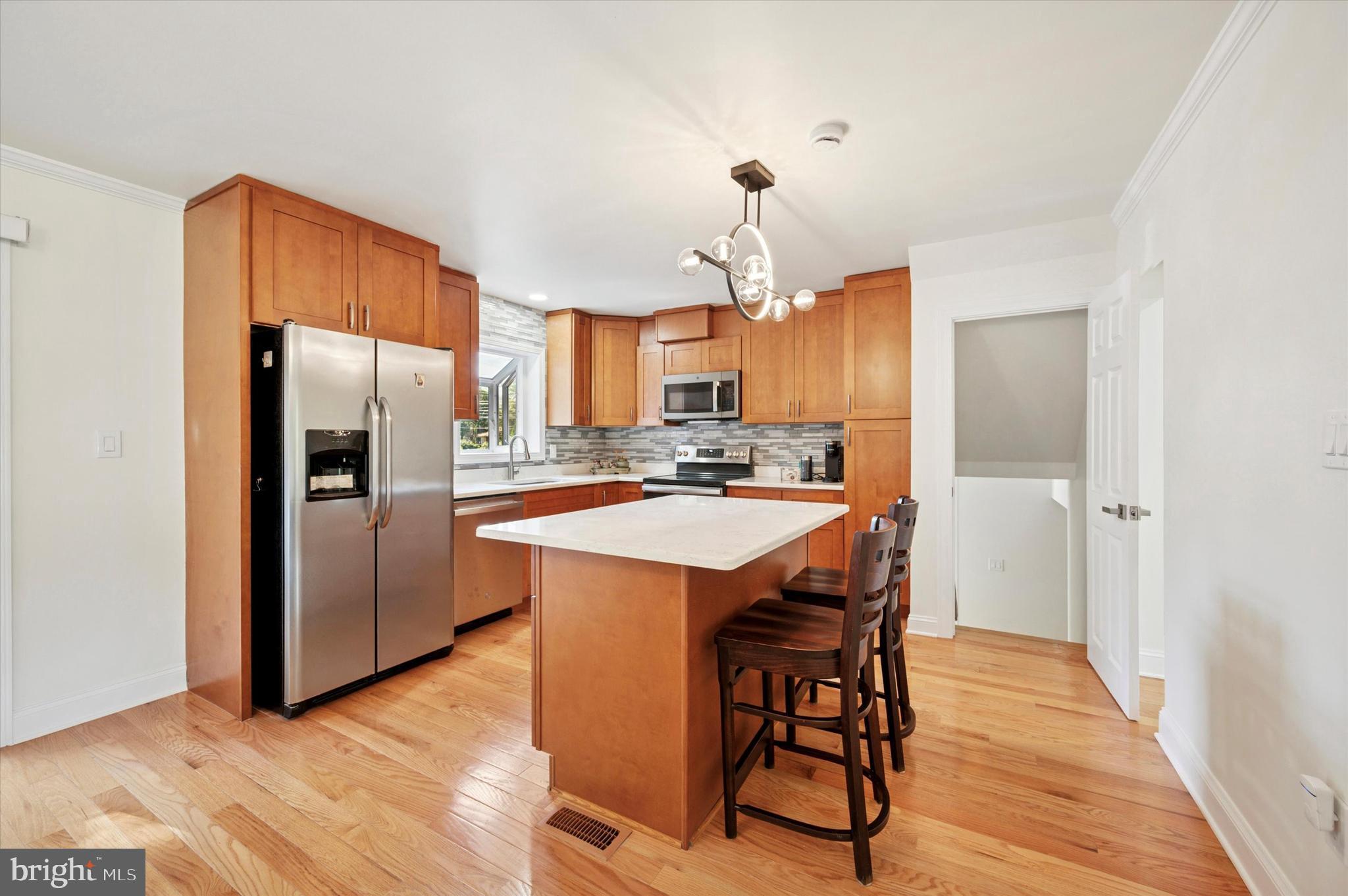 CREEKSIDE AT BLUE BELL - Residential