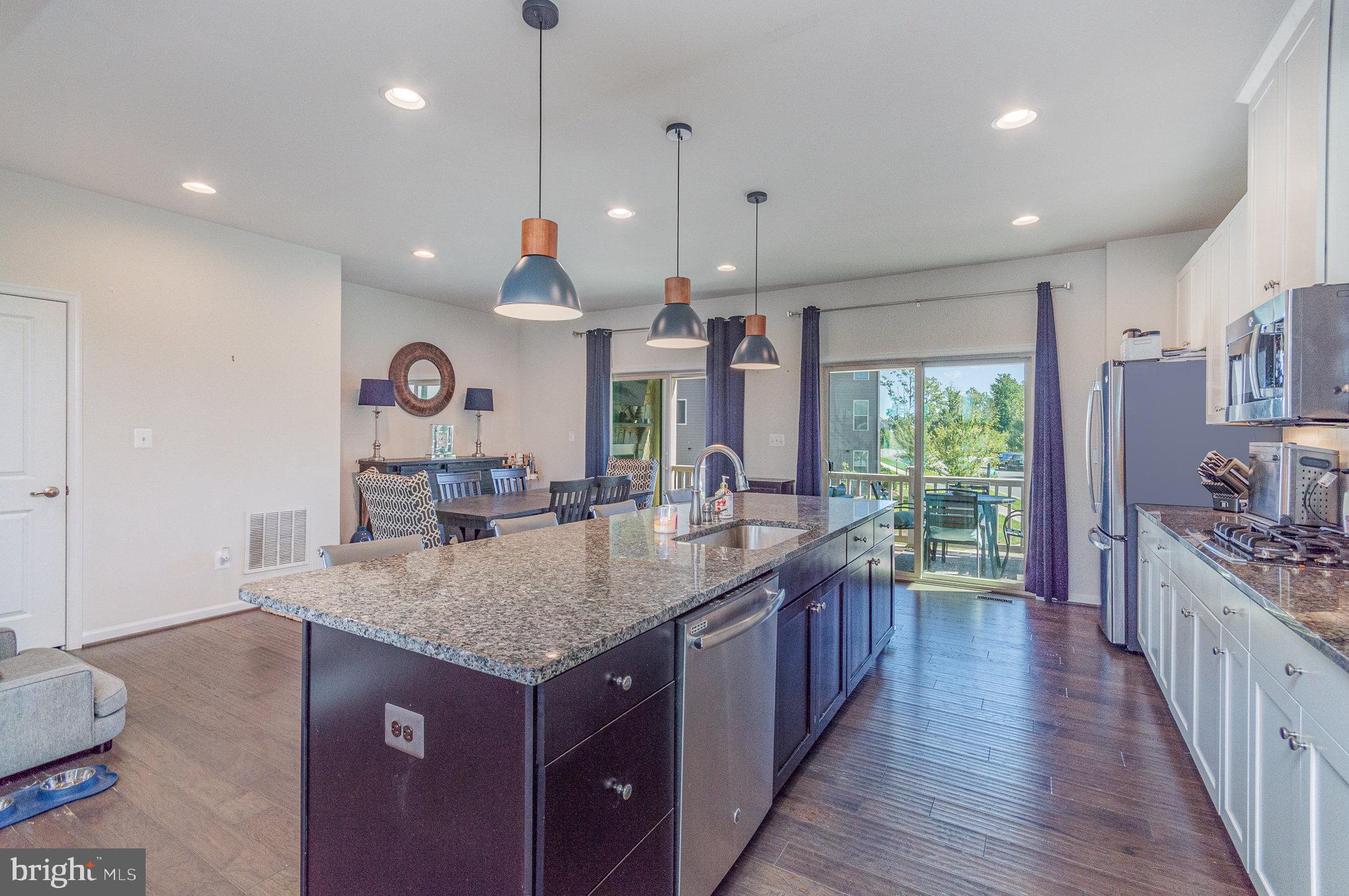 POTOMAC SHORES - Residential