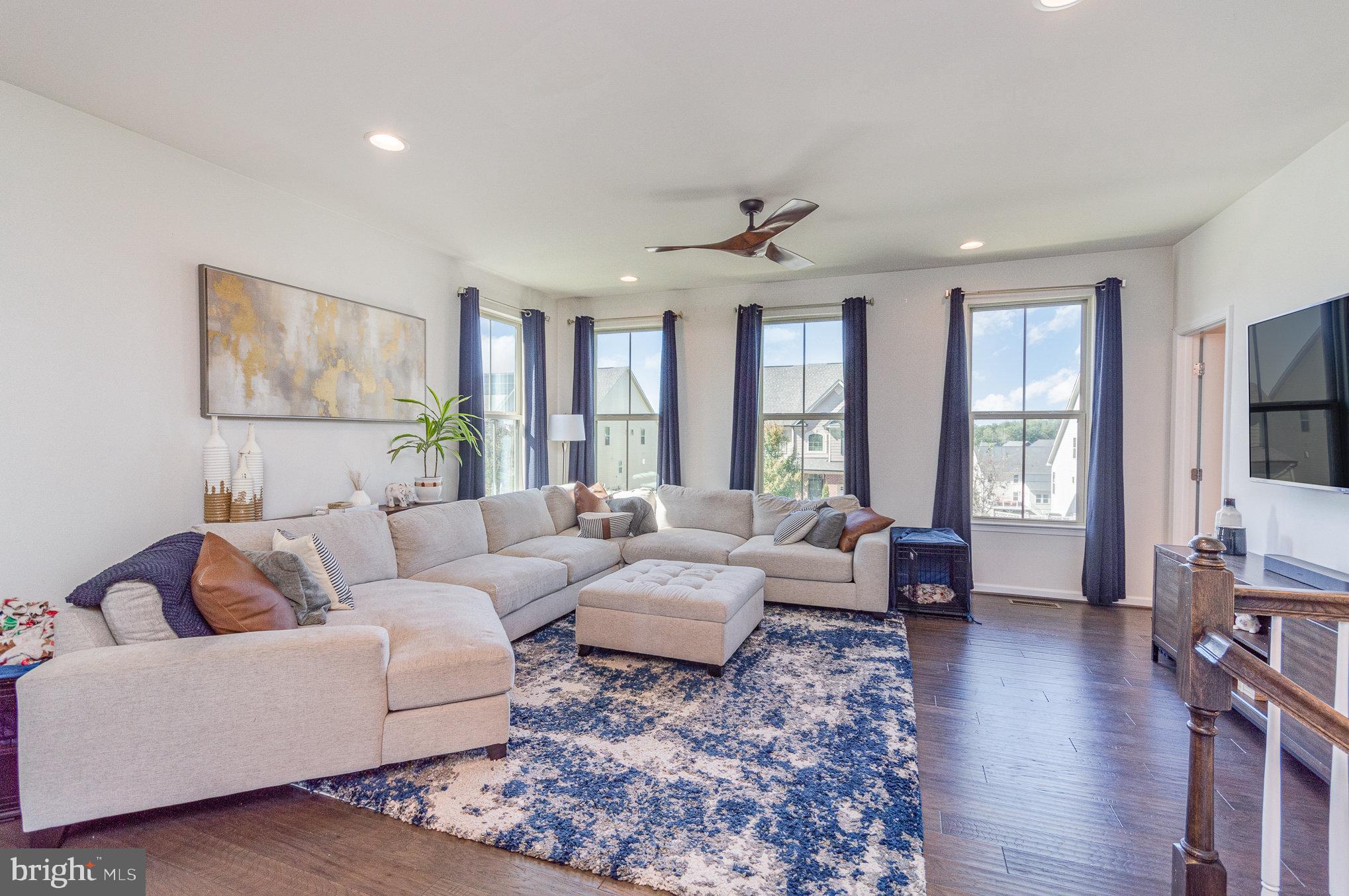 POTOMAC SHORES - Residential