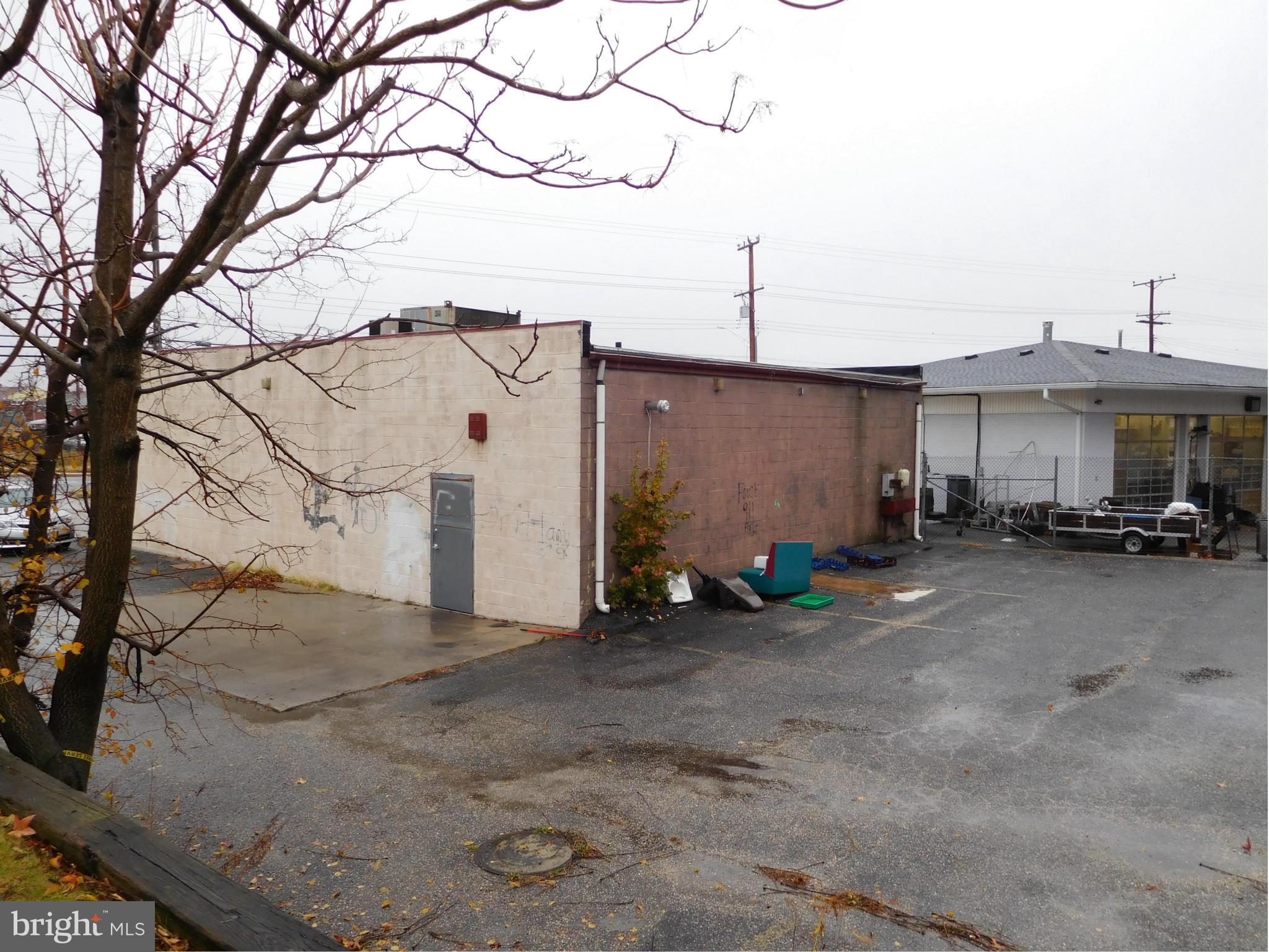 FRENCHS PARK - Commercial Sale