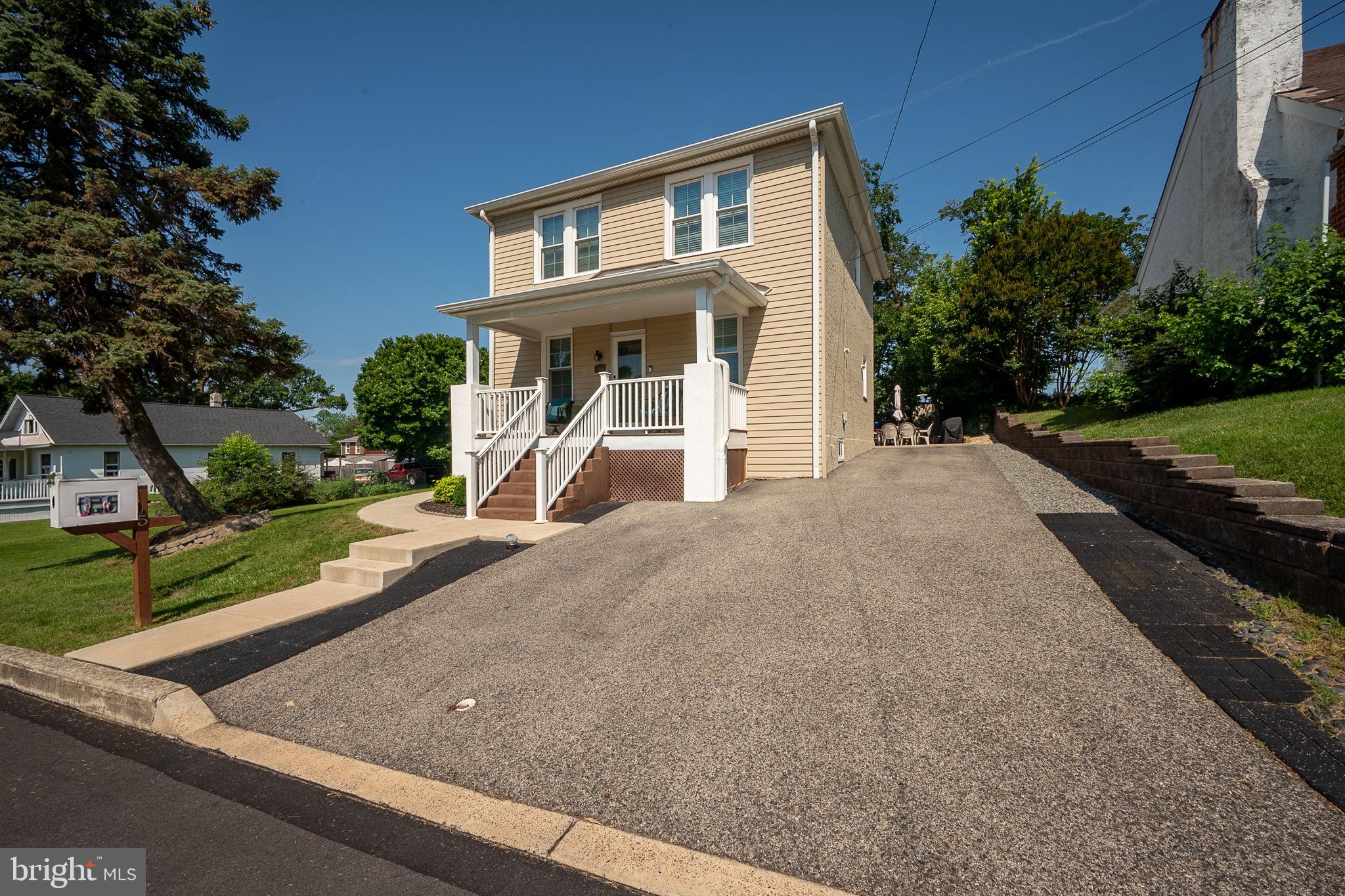 BLACK HORSE - Residential