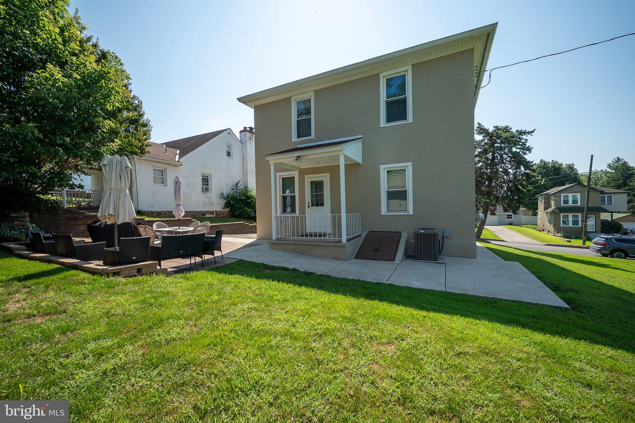 BLACK HORSE - Residential