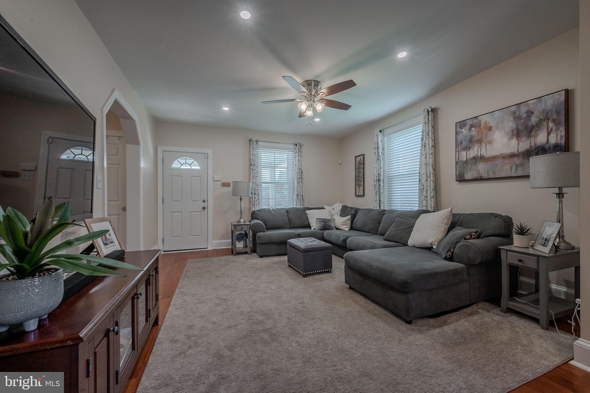 BLACK HORSE - Residential